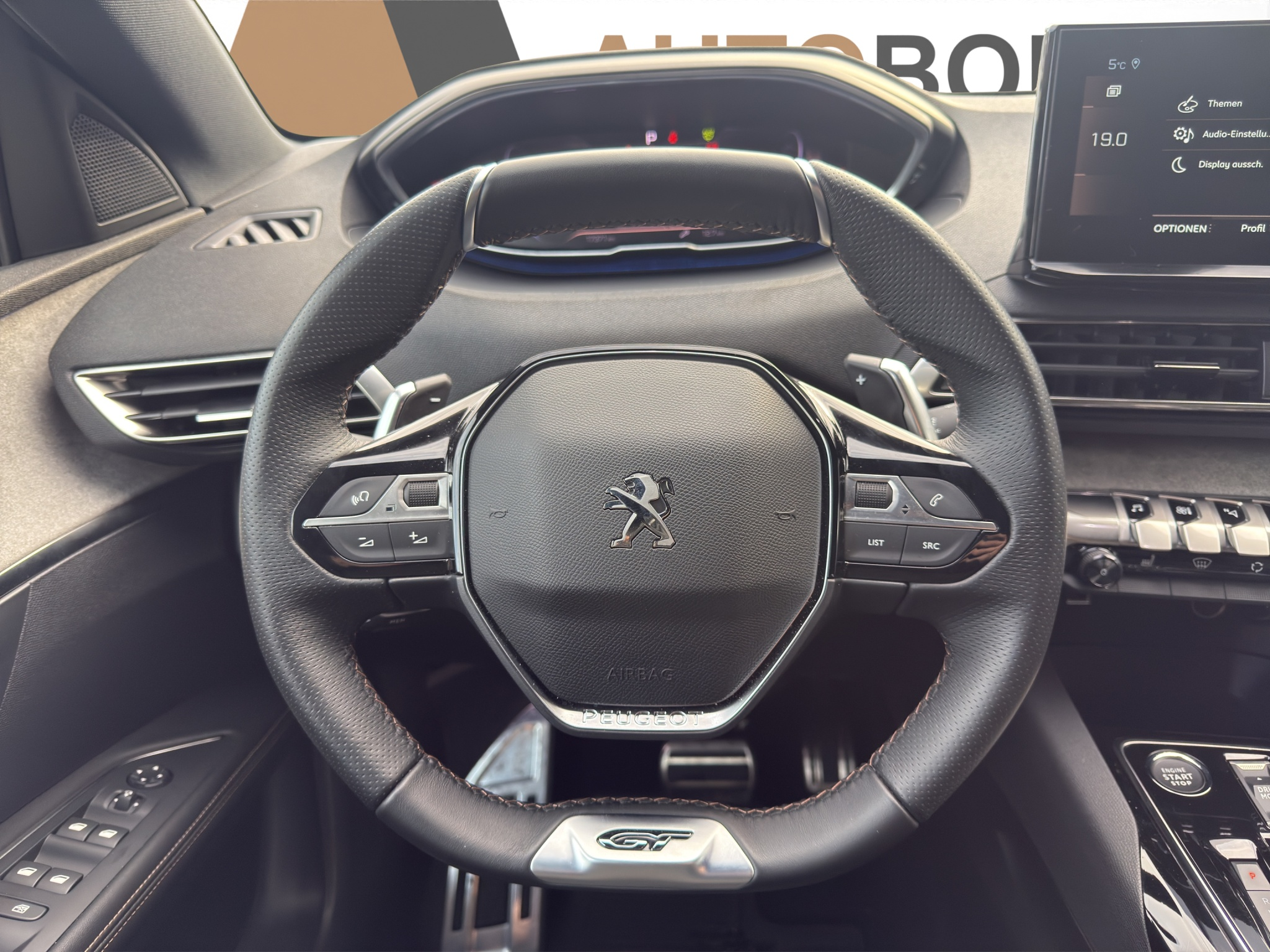 listing desktop thumbnail image 13