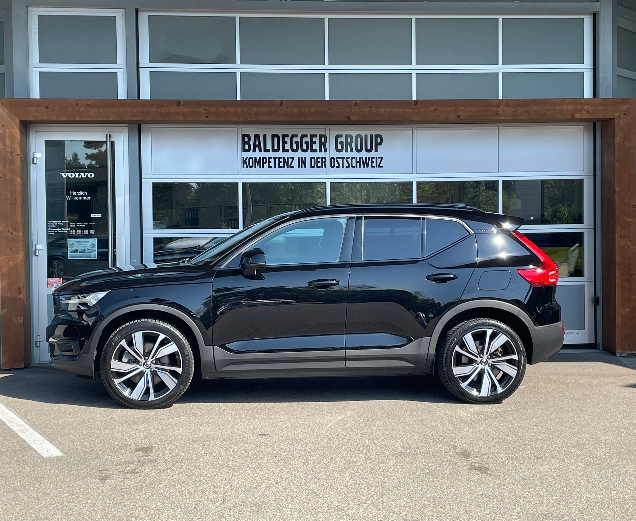 listing desktop thumbnail image 8