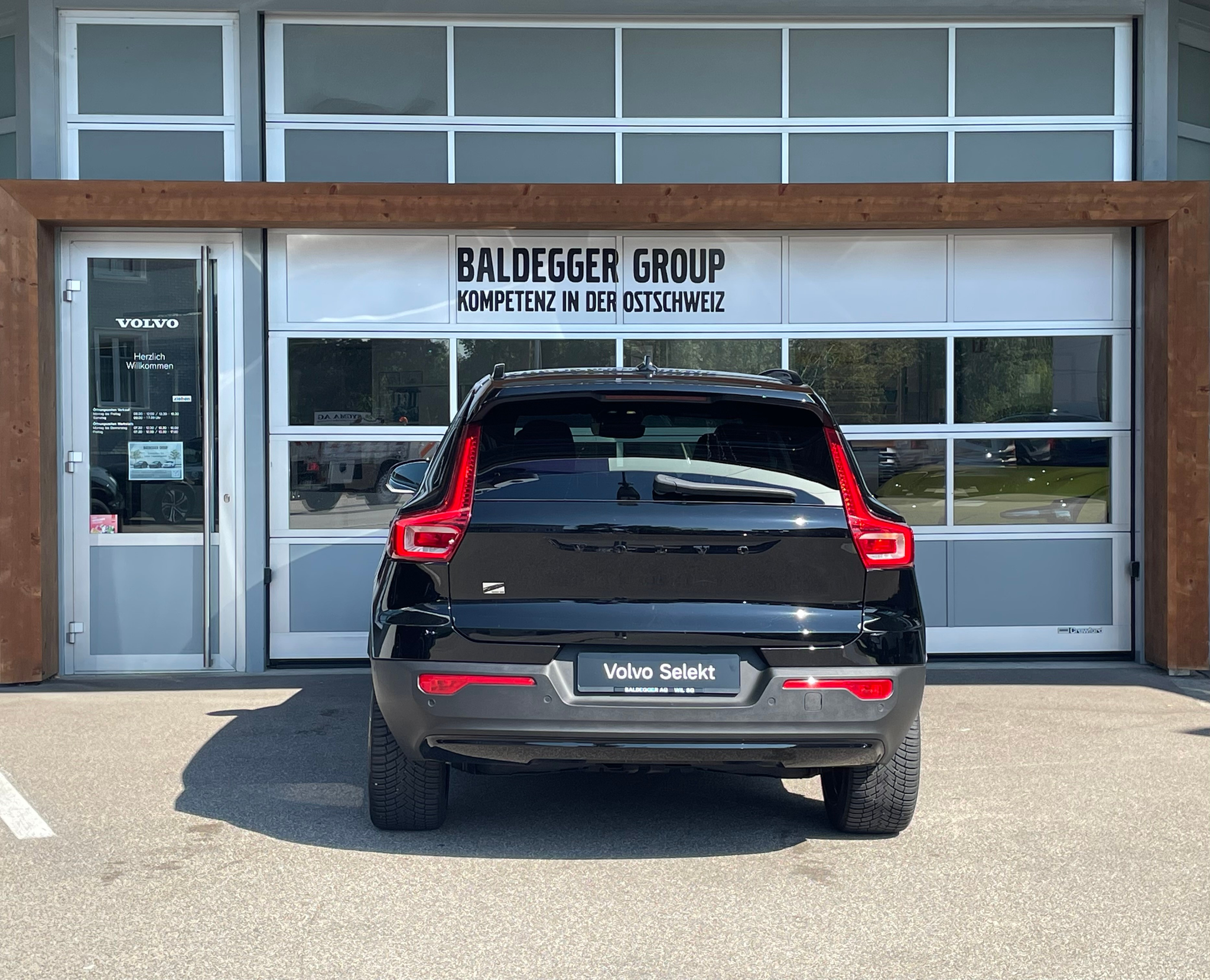 listing desktop thumbnail image 9