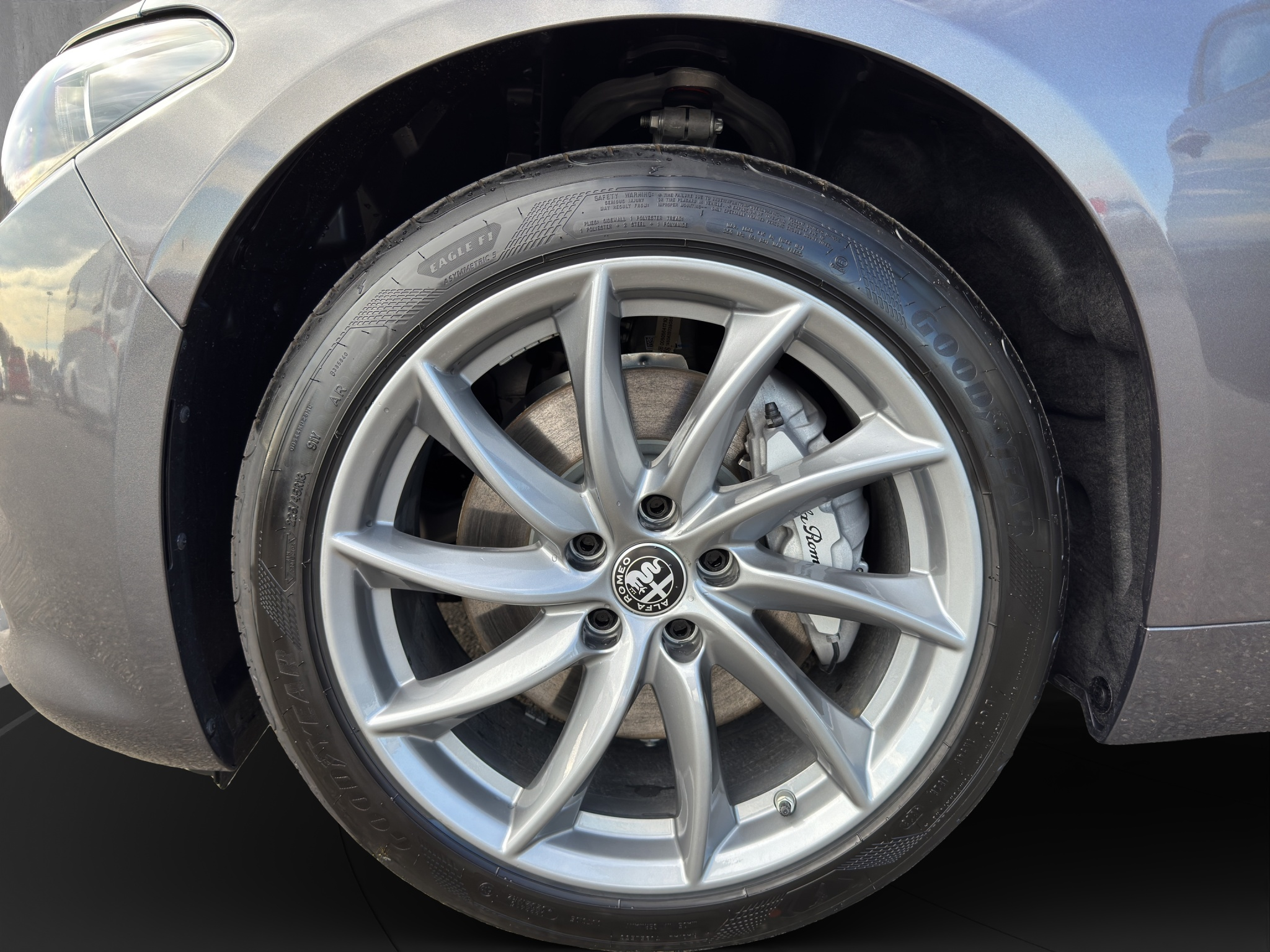 listing desktop thumbnail image 13