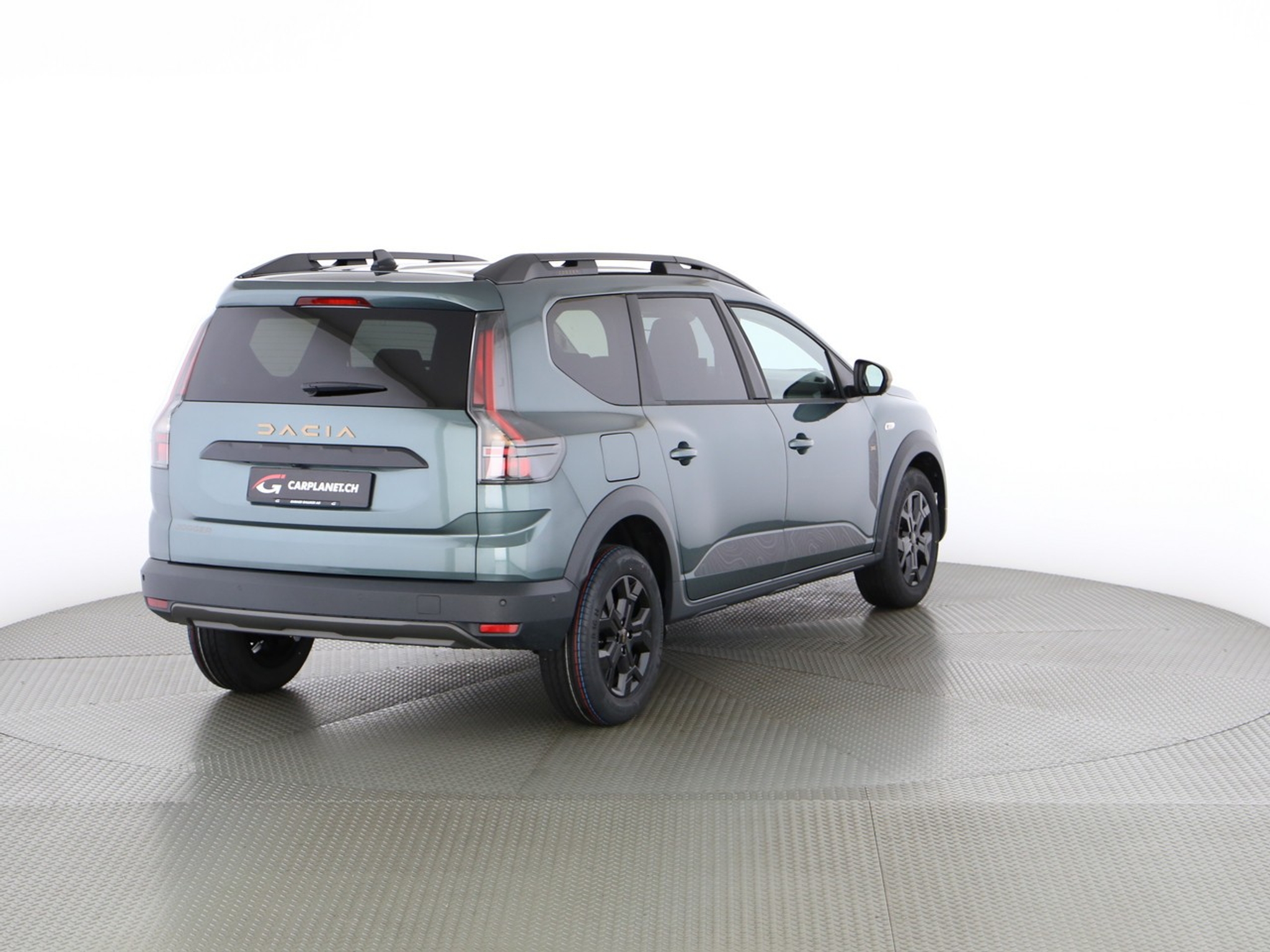 listing desktop thumbnail image 2