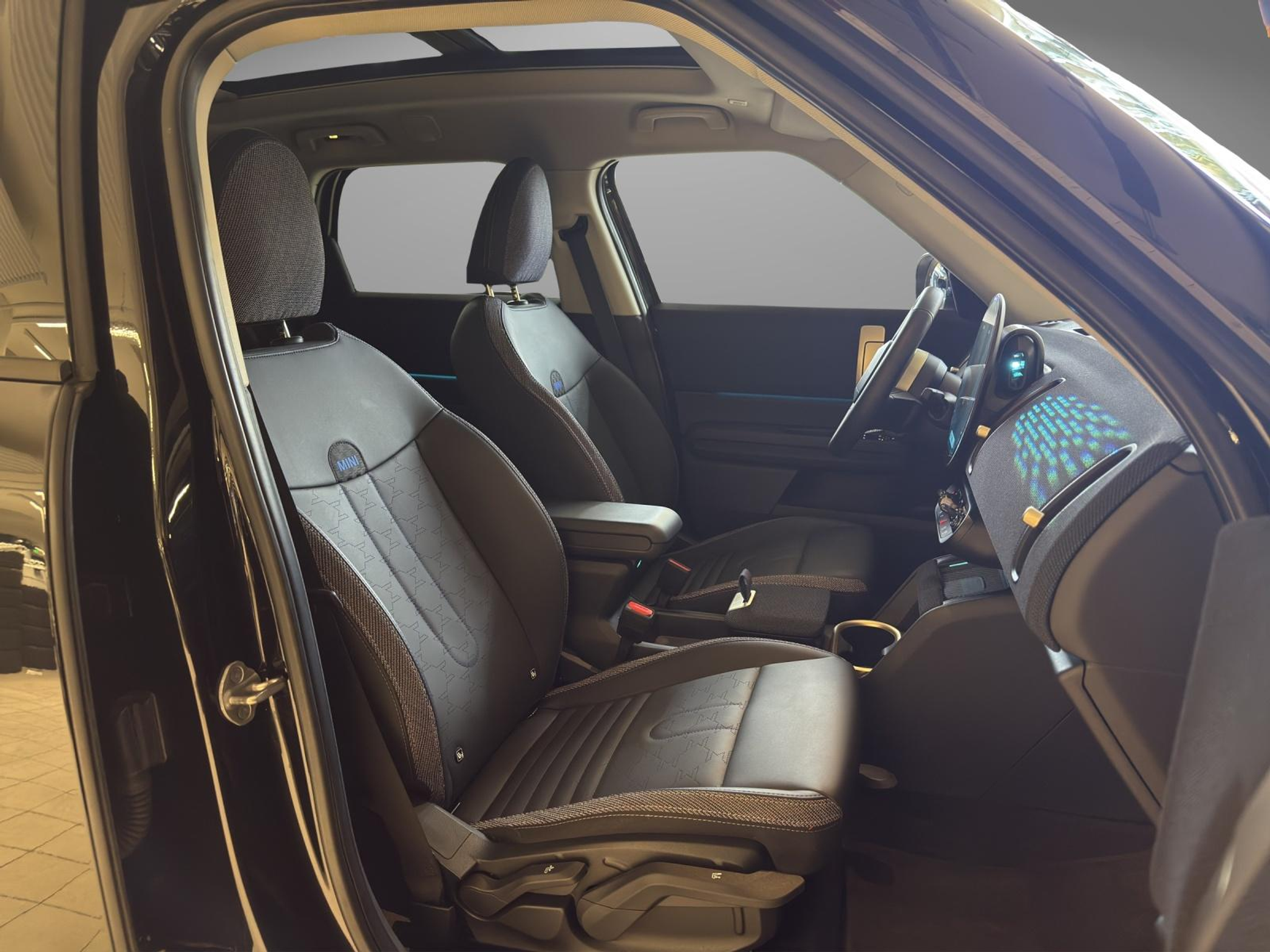 listing desktop thumbnail image 19