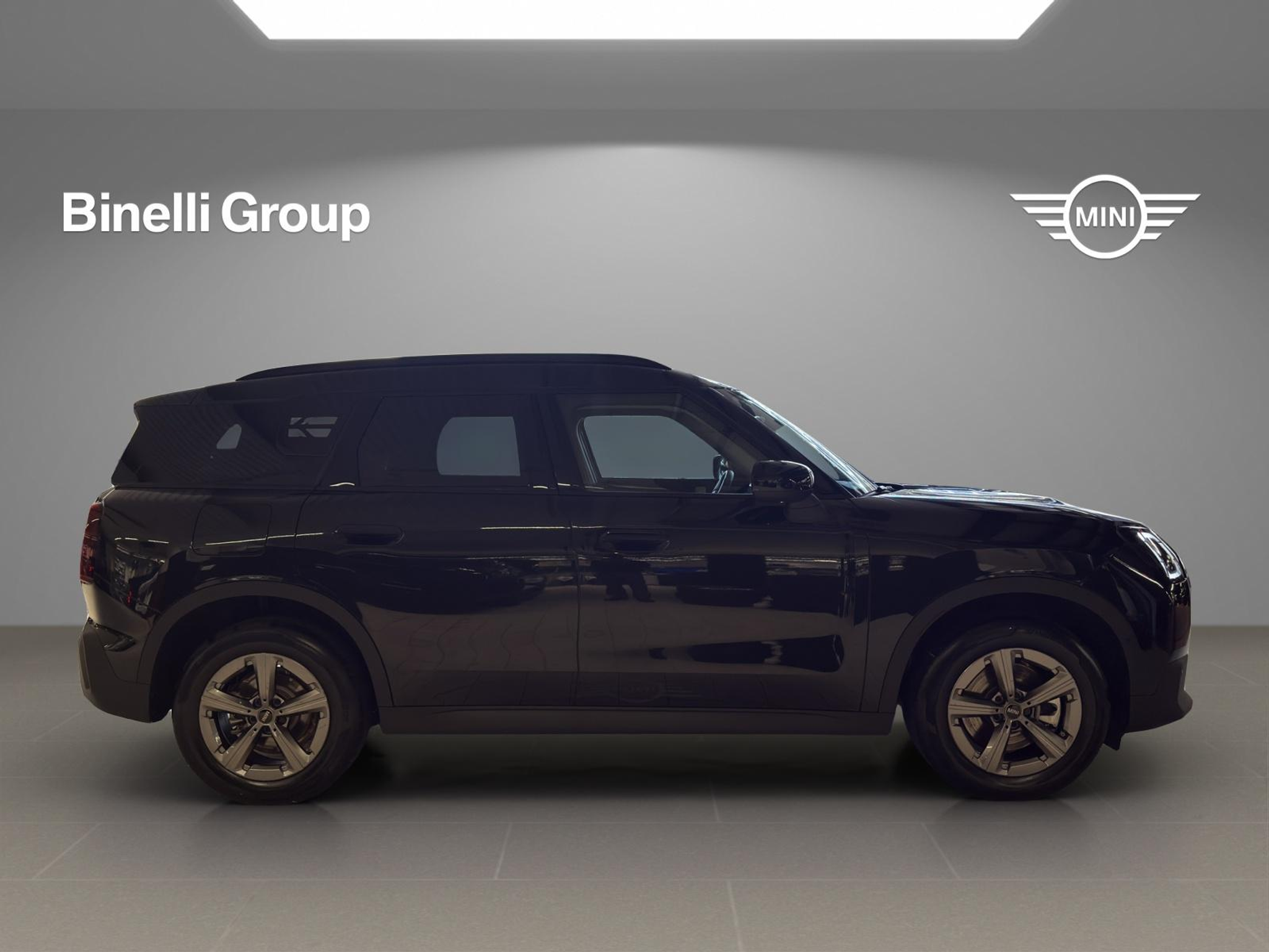 listing desktop thumbnail image 5