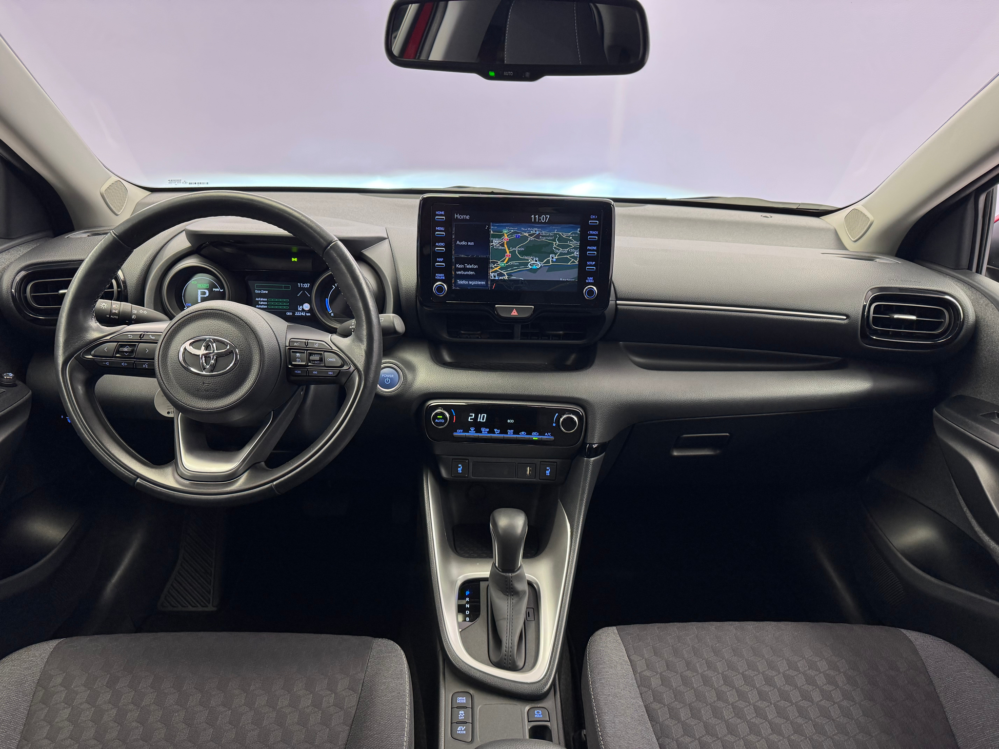 listing desktop thumbnail image 5