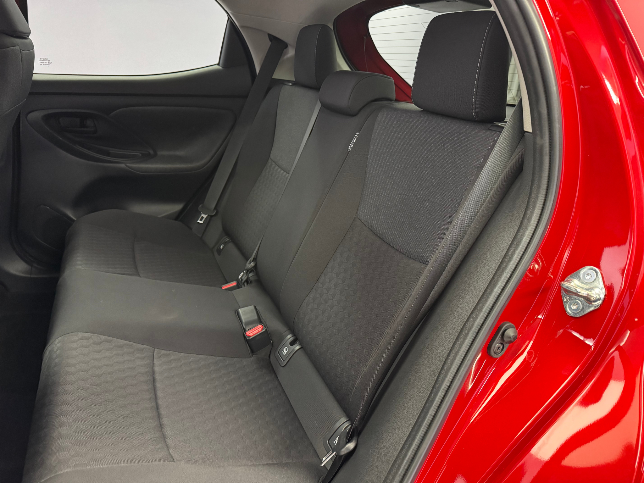 listing desktop thumbnail image 9