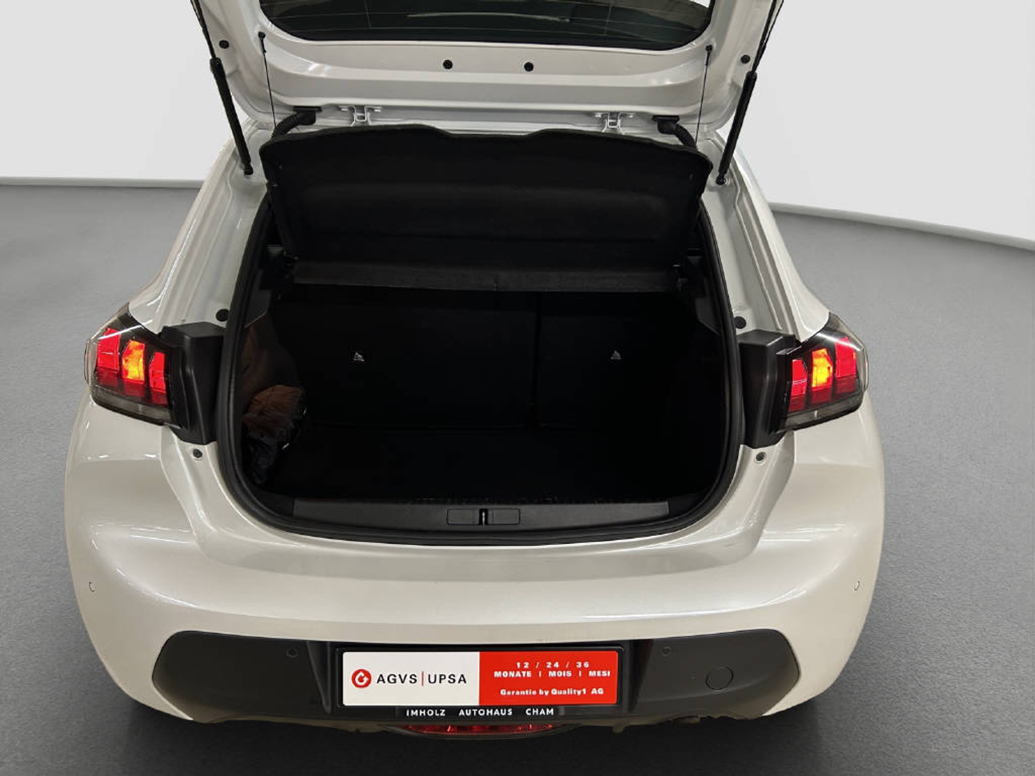 listing desktop thumbnail image 13