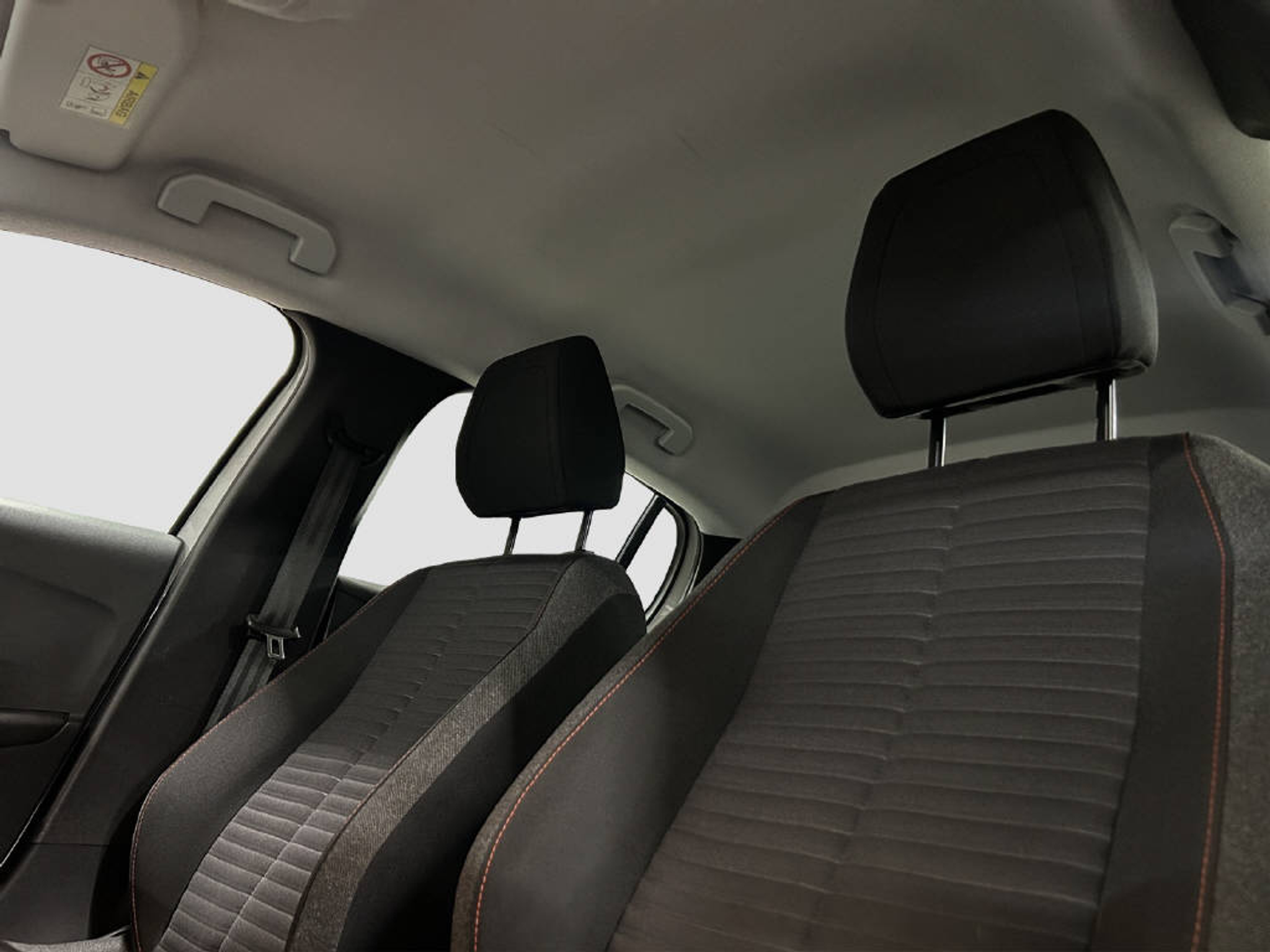 listing desktop thumbnail image 6