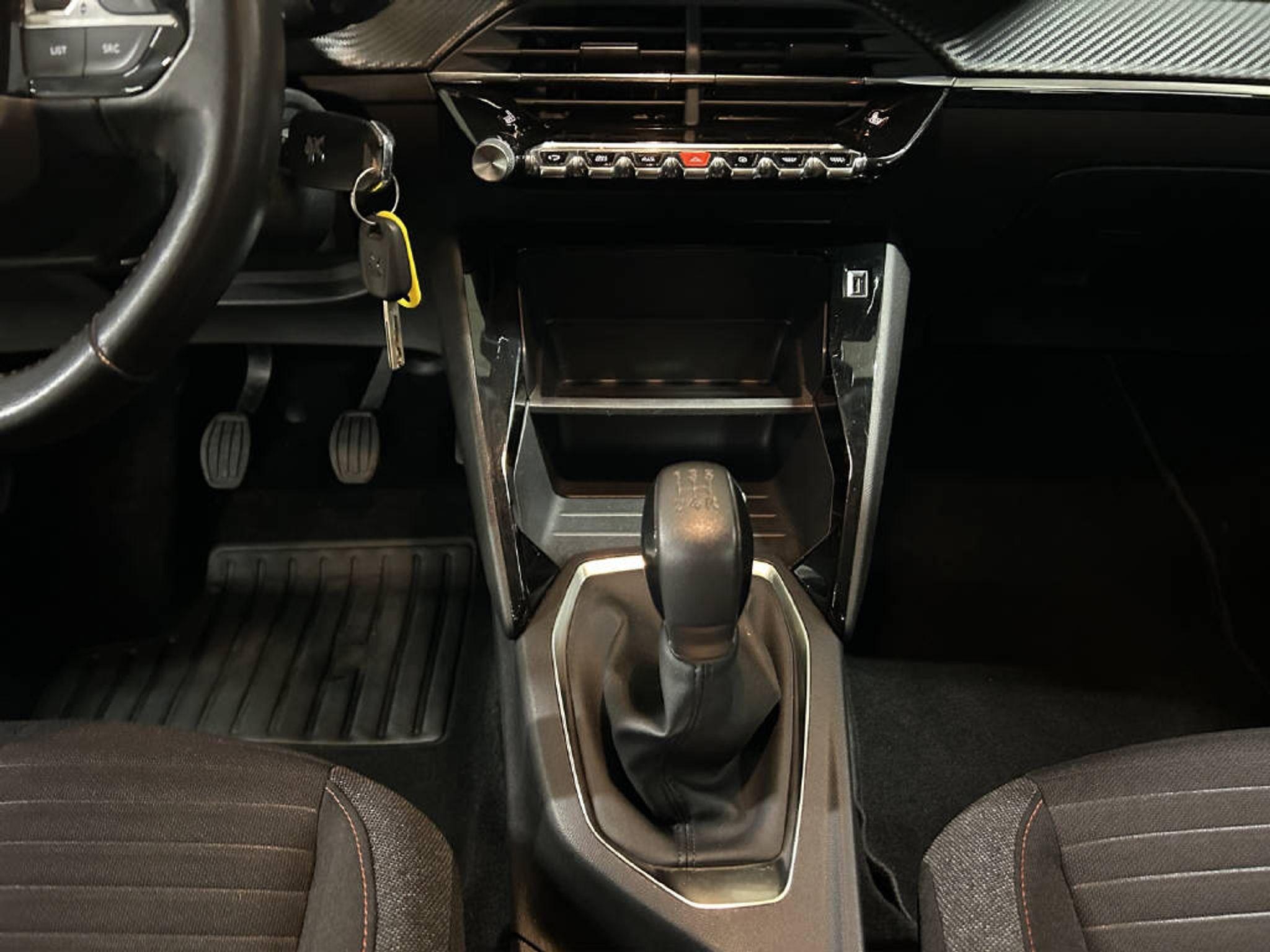 listing desktop thumbnail image 10