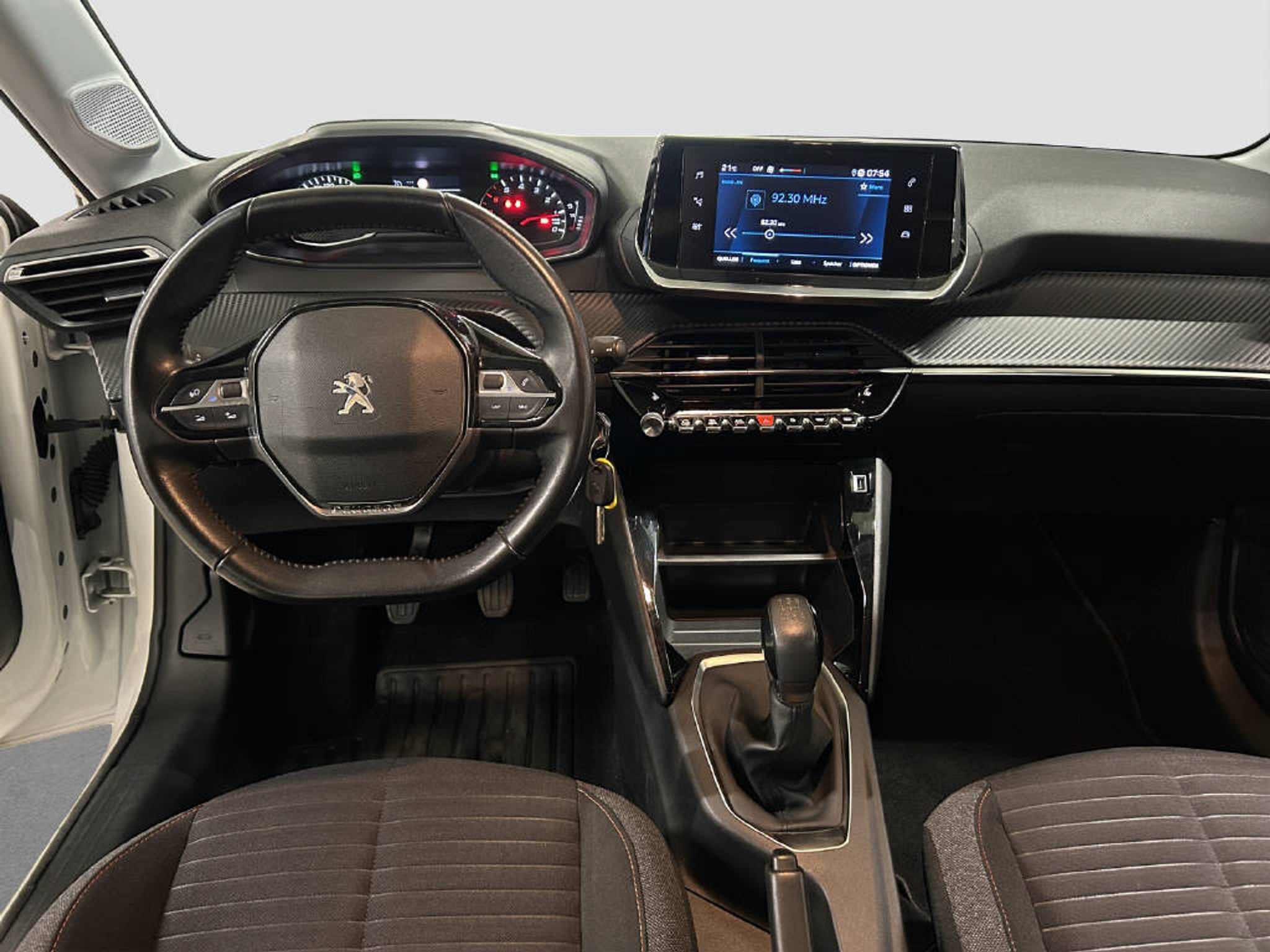 listing desktop thumbnail image 9