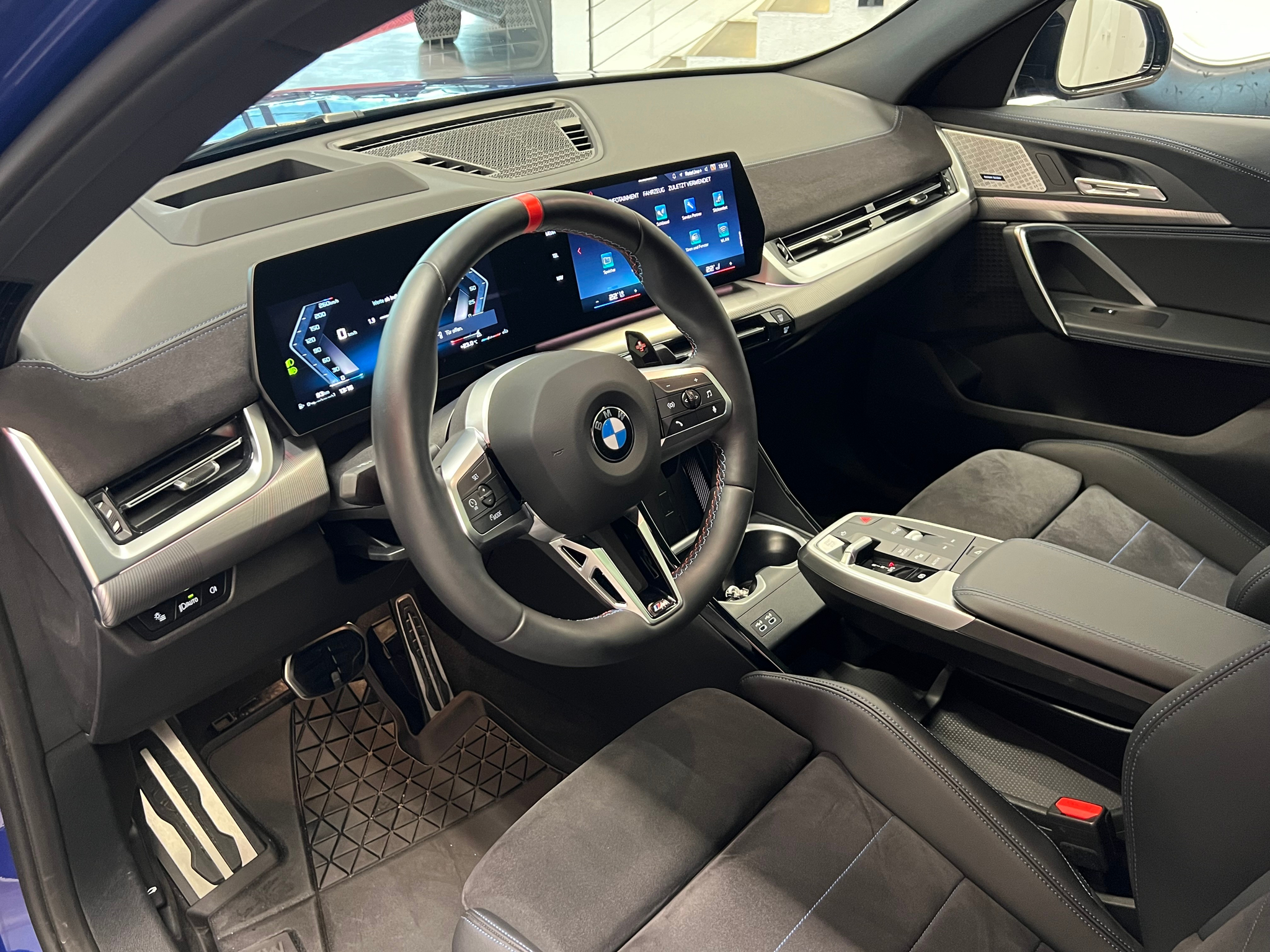 listing desktop thumbnail image 10