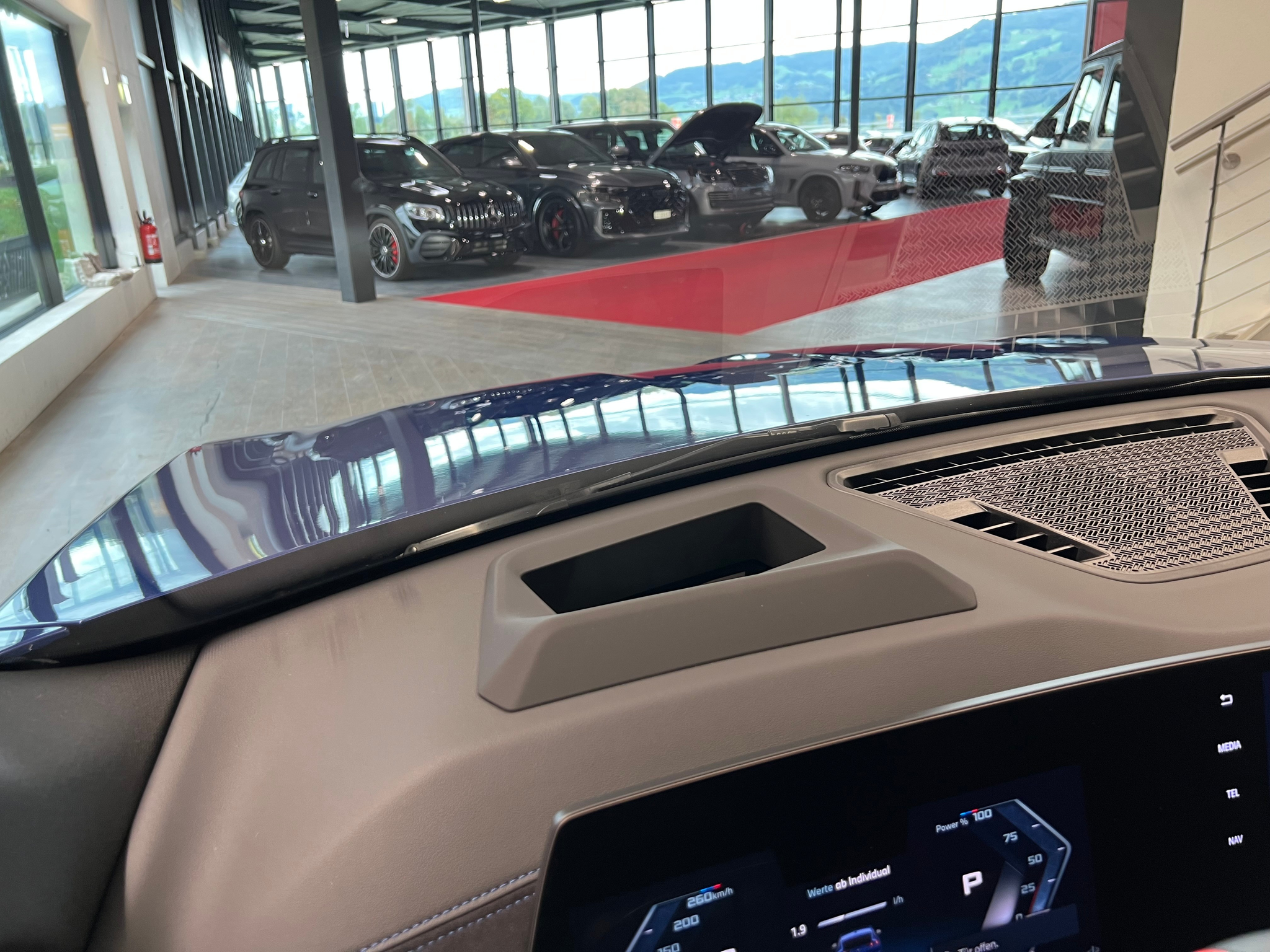 listing desktop thumbnail image 27