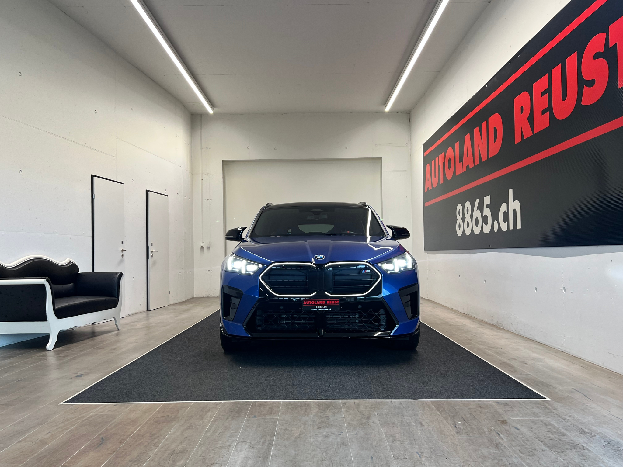 listing desktop thumbnail image 1