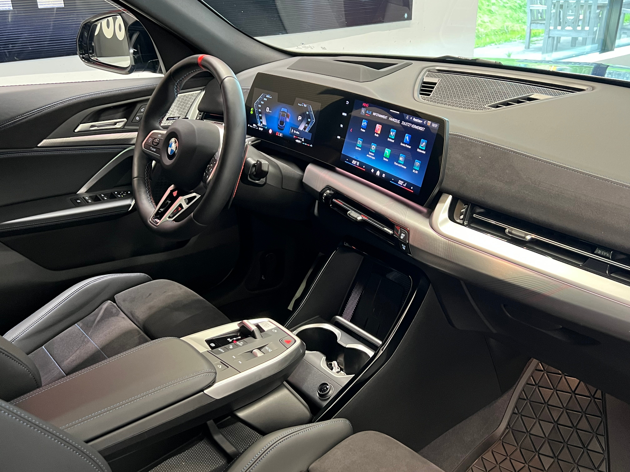 listing desktop thumbnail image 20