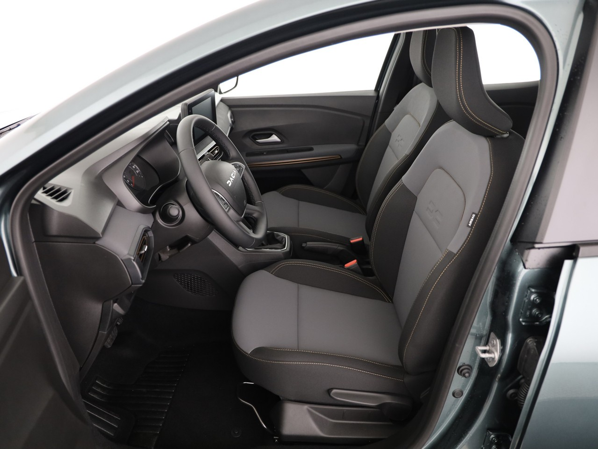 listing desktop thumbnail image 5