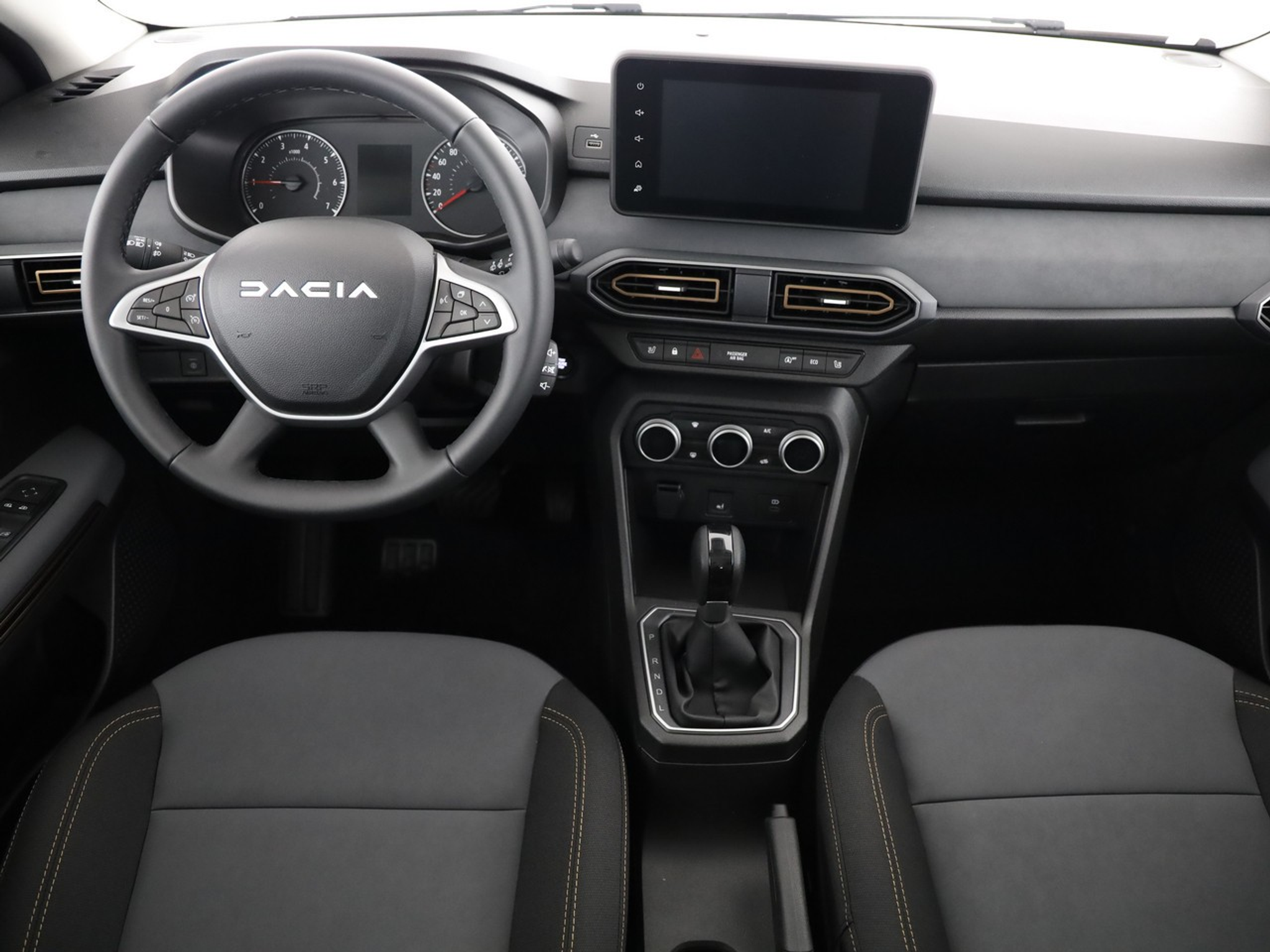 listing desktop thumbnail image 4