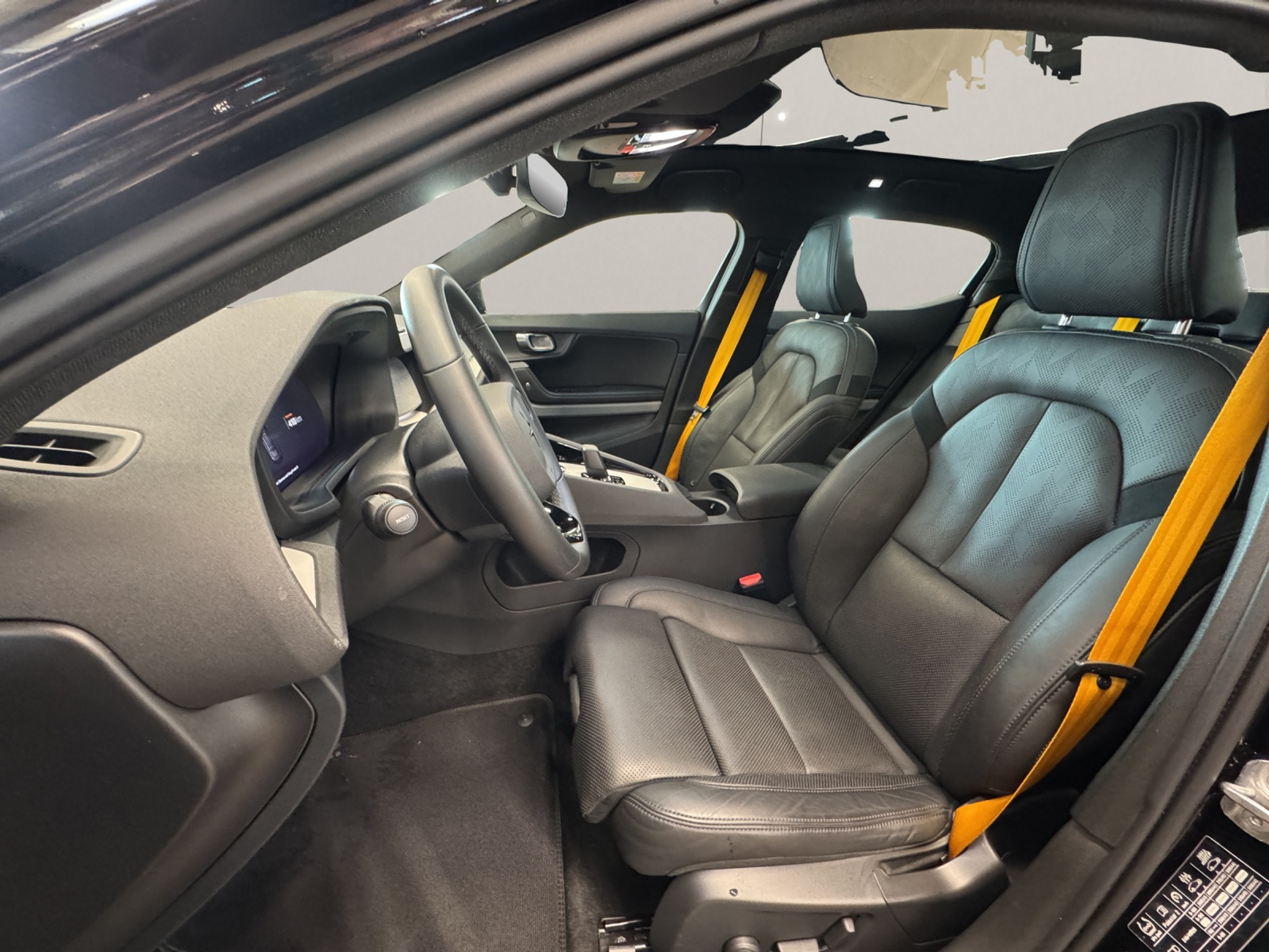 listing desktop thumbnail image 9