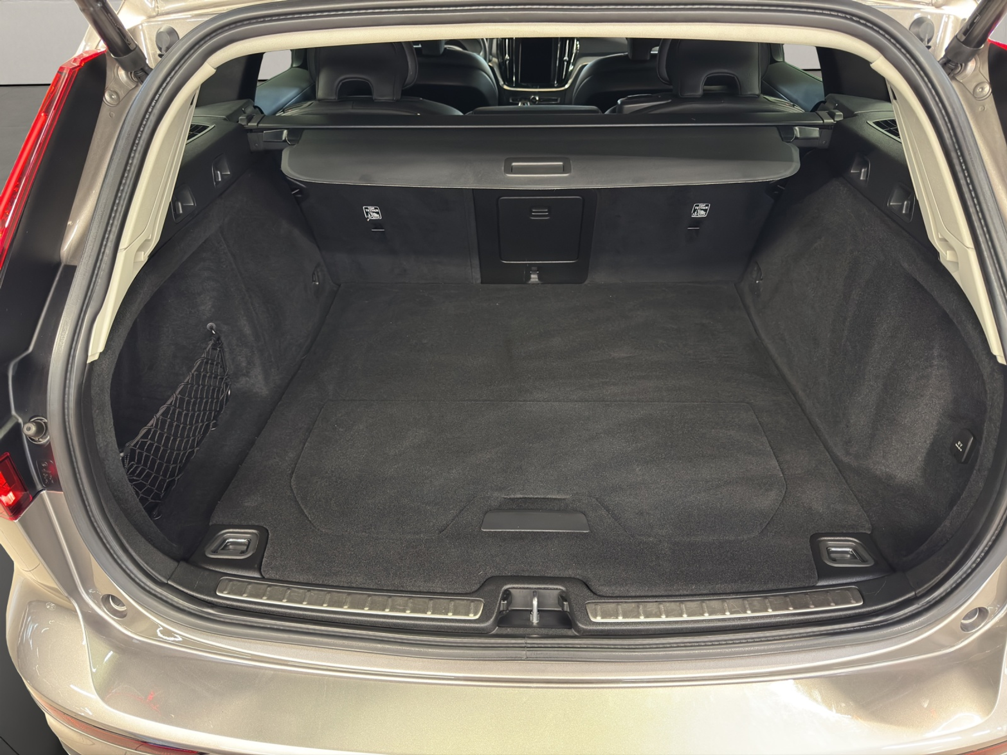 listing desktop thumbnail image 15