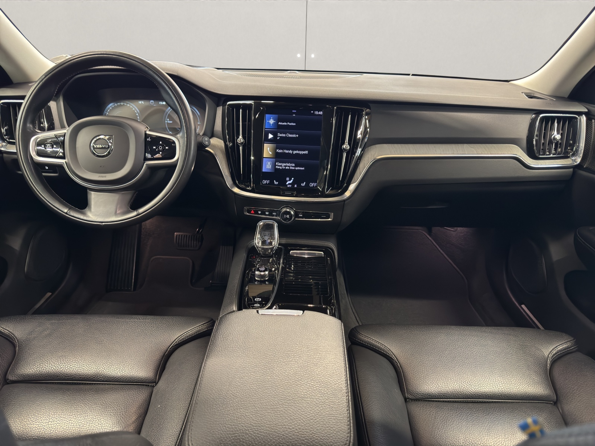 listing desktop thumbnail image 4