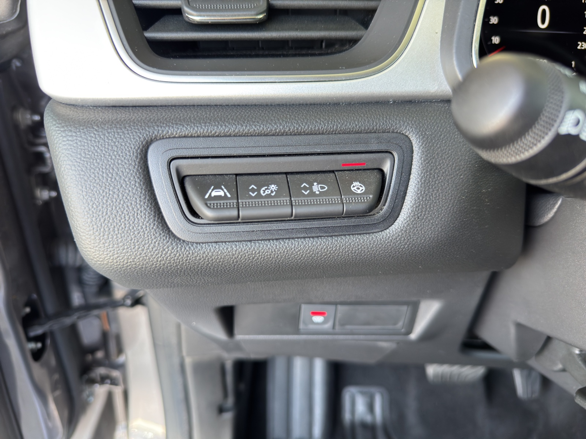 listing desktop thumbnail image 28