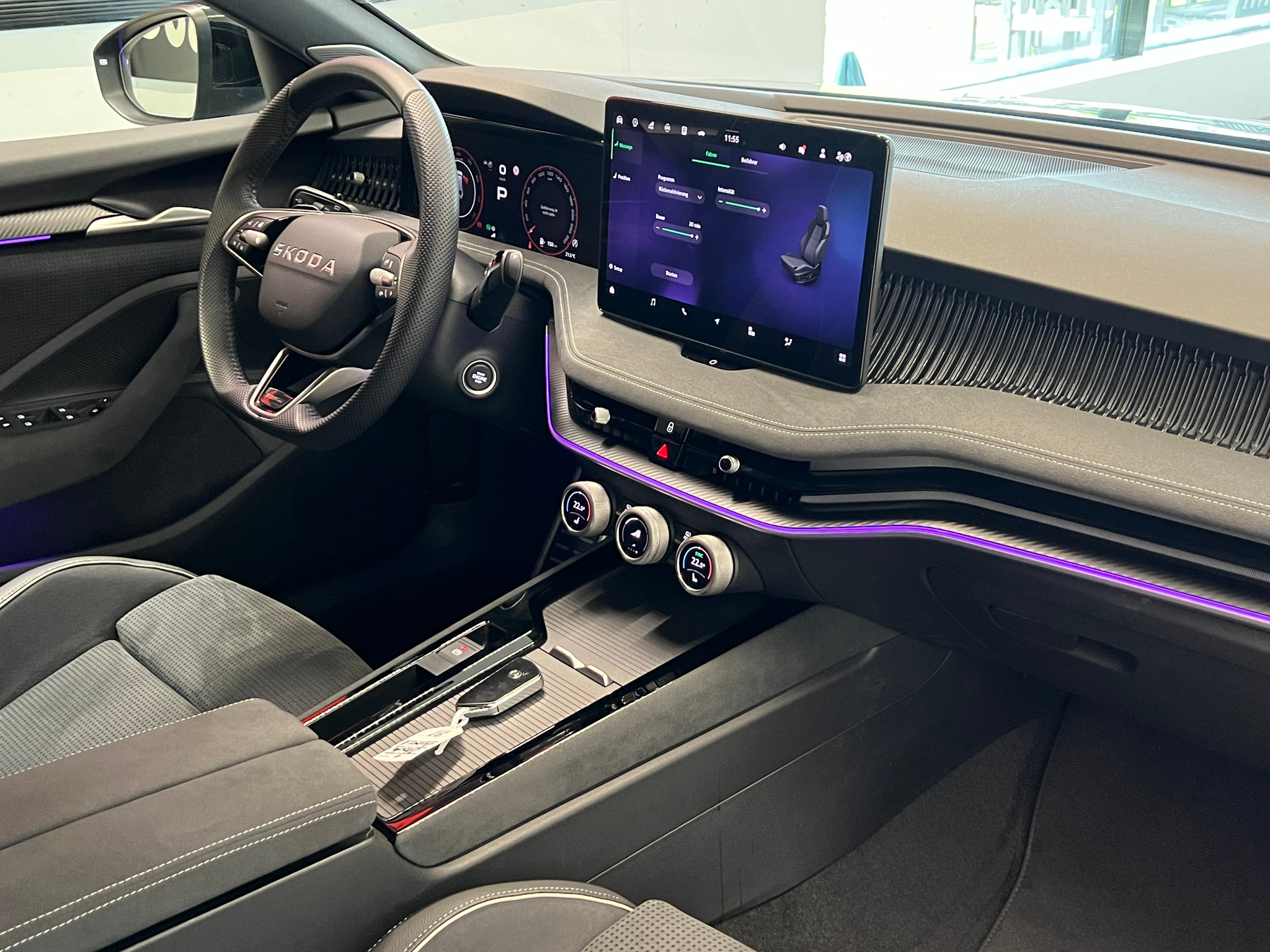 listing desktop thumbnail image 19