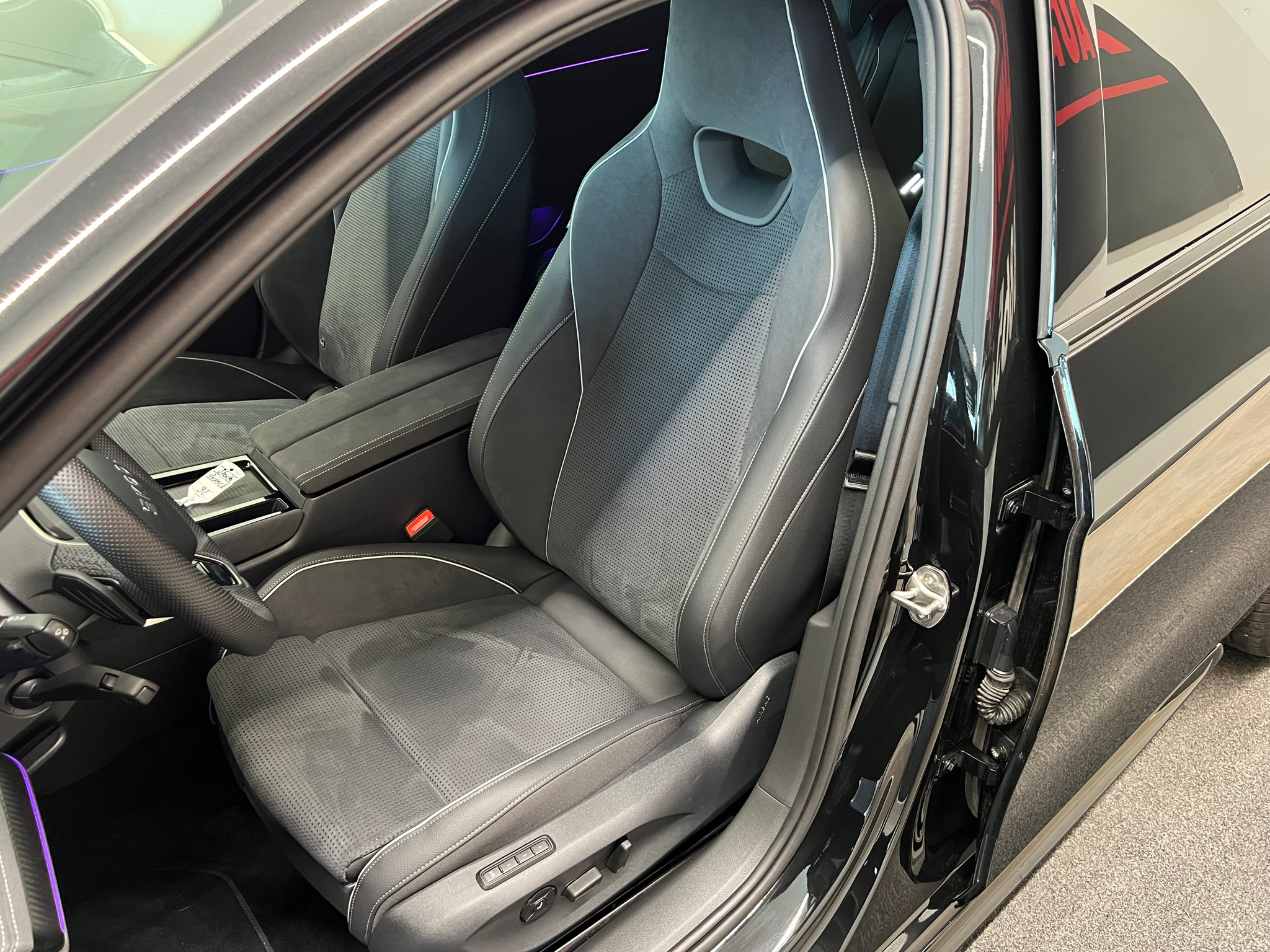 listing desktop thumbnail image 14