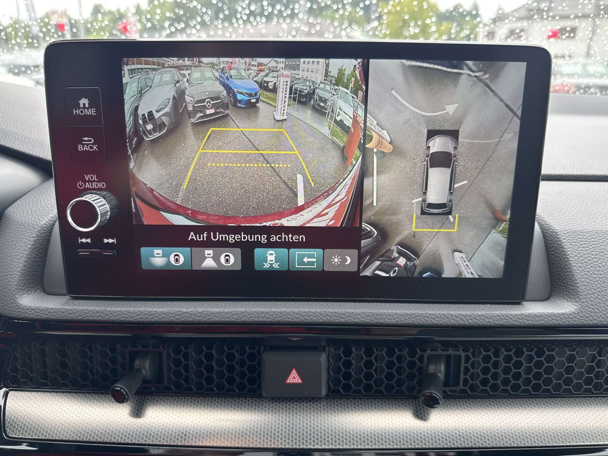 listing desktop thumbnail image 9