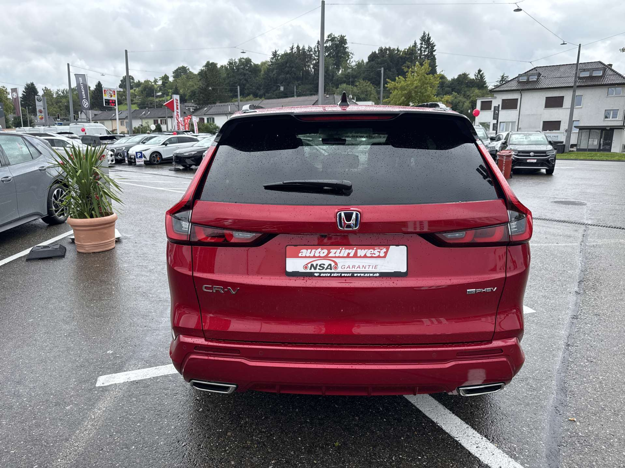 listing desktop thumbnail image 14