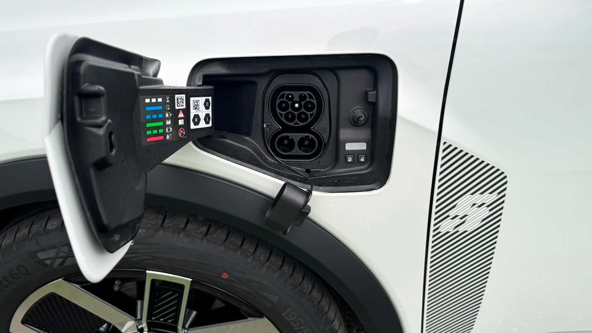 listing desktop thumbnail image 14