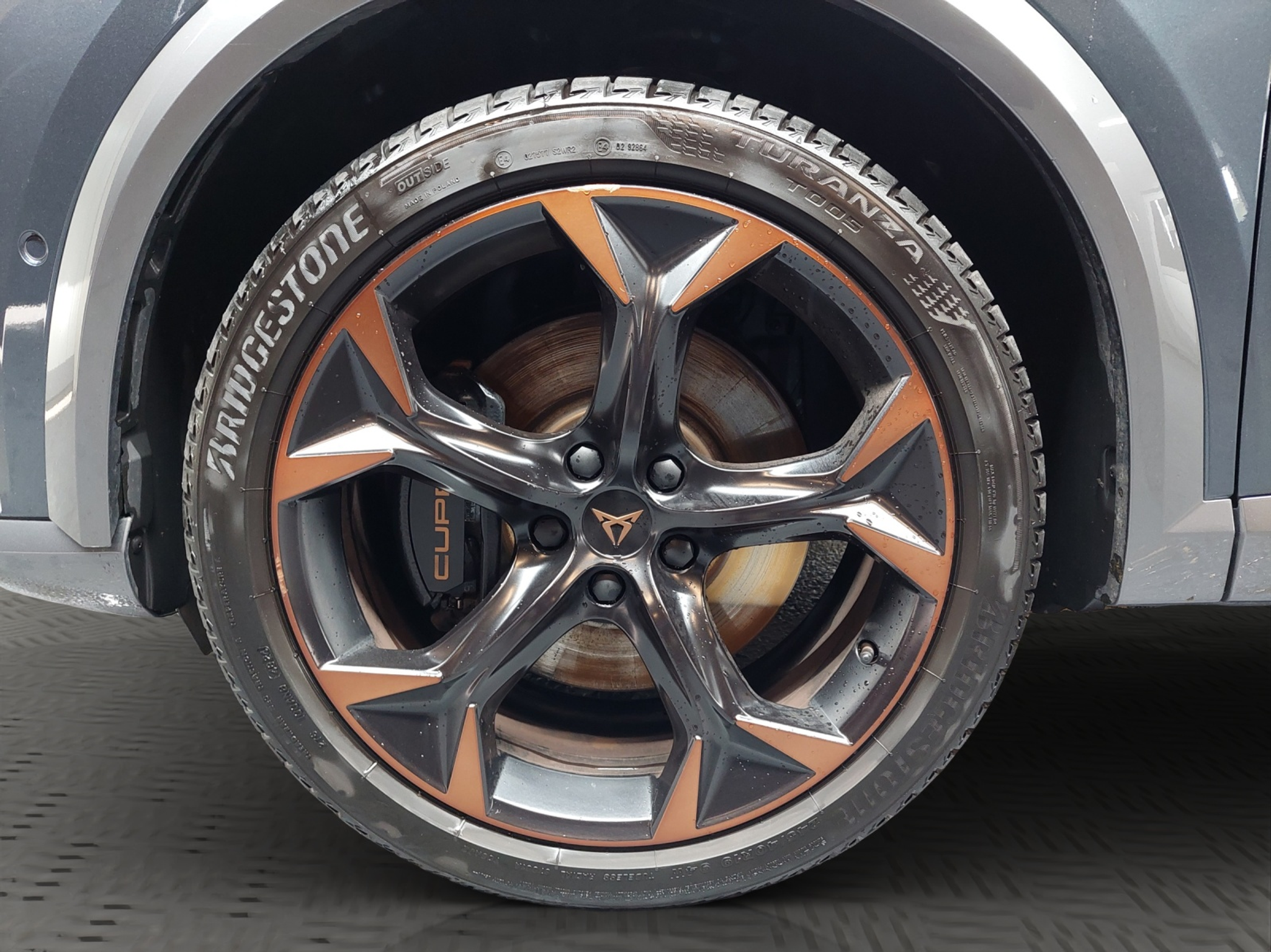 listing desktop thumbnail image 12