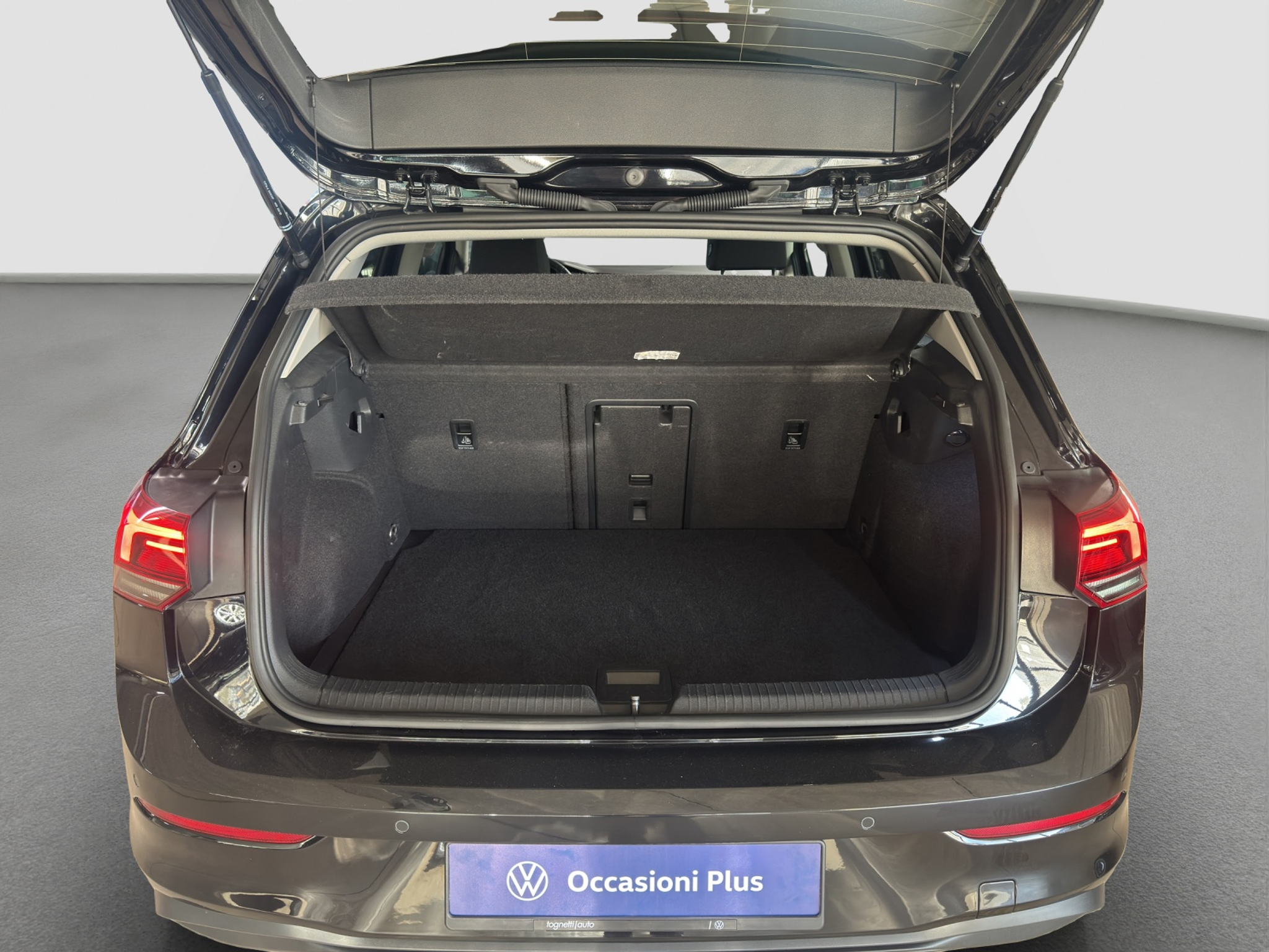 listing desktop thumbnail image 9