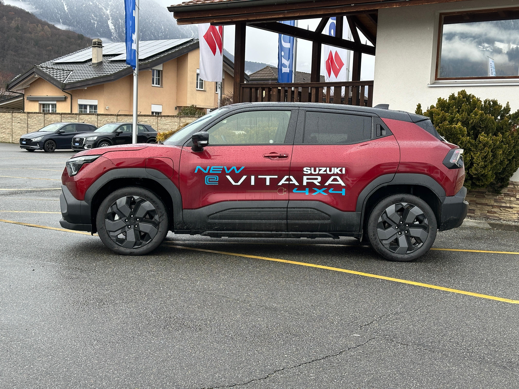 listing desktop thumbnail image 1