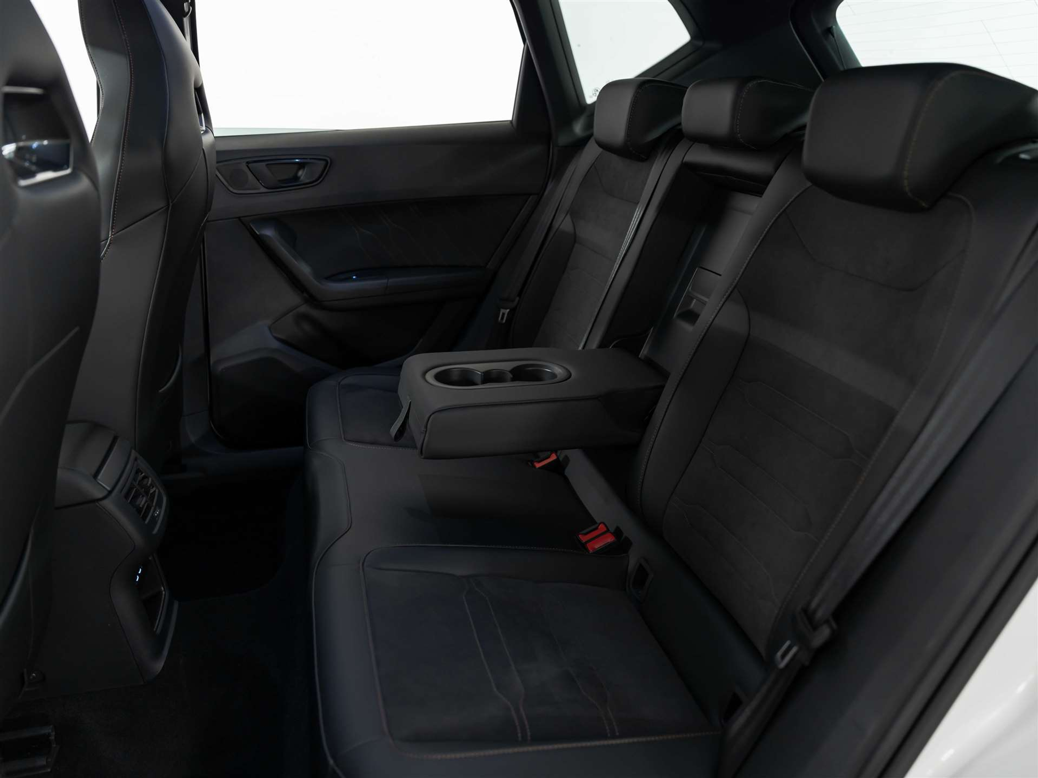 listing desktop thumbnail image 15