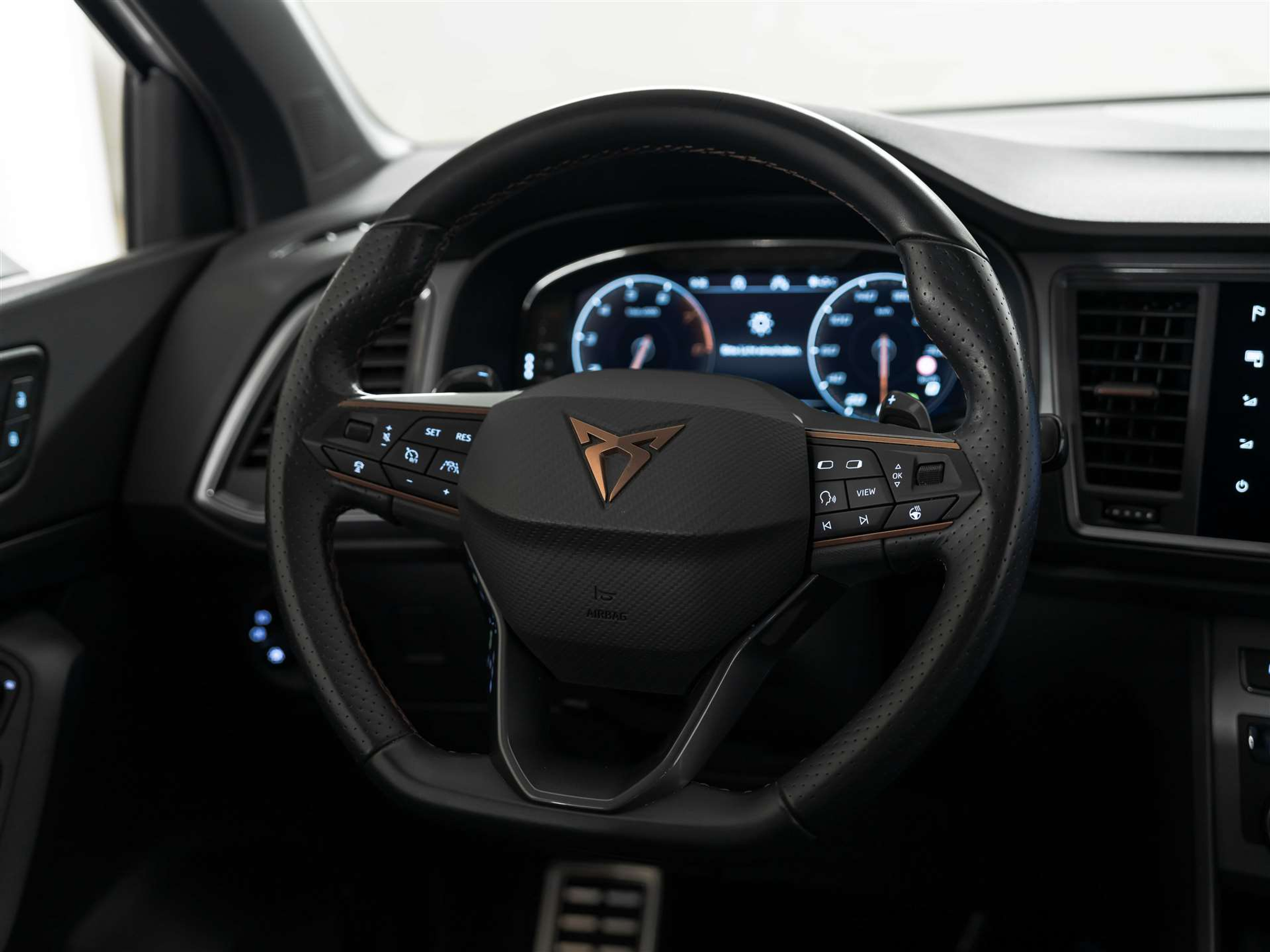 listing desktop thumbnail image 26