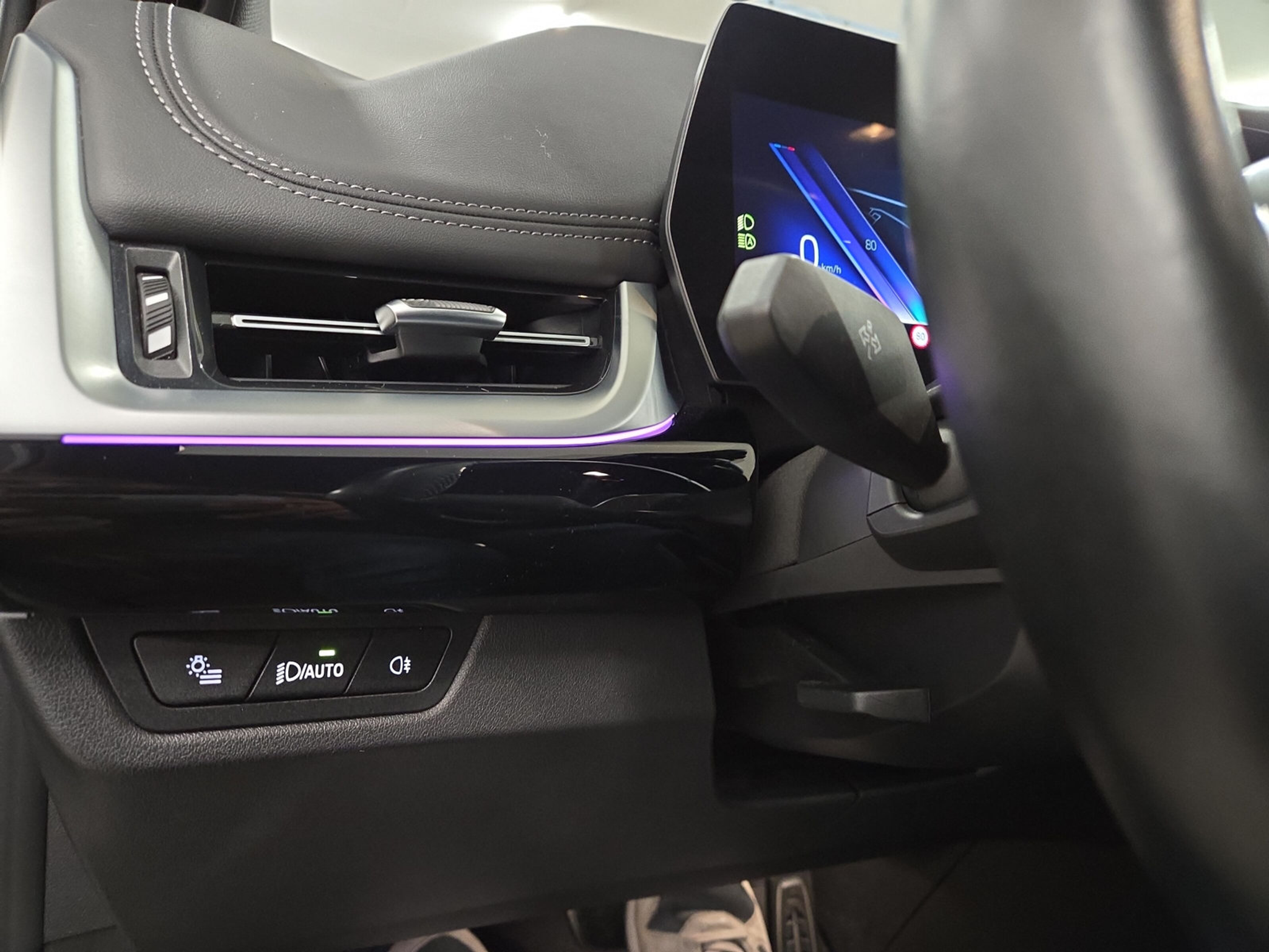 listing desktop thumbnail image 19