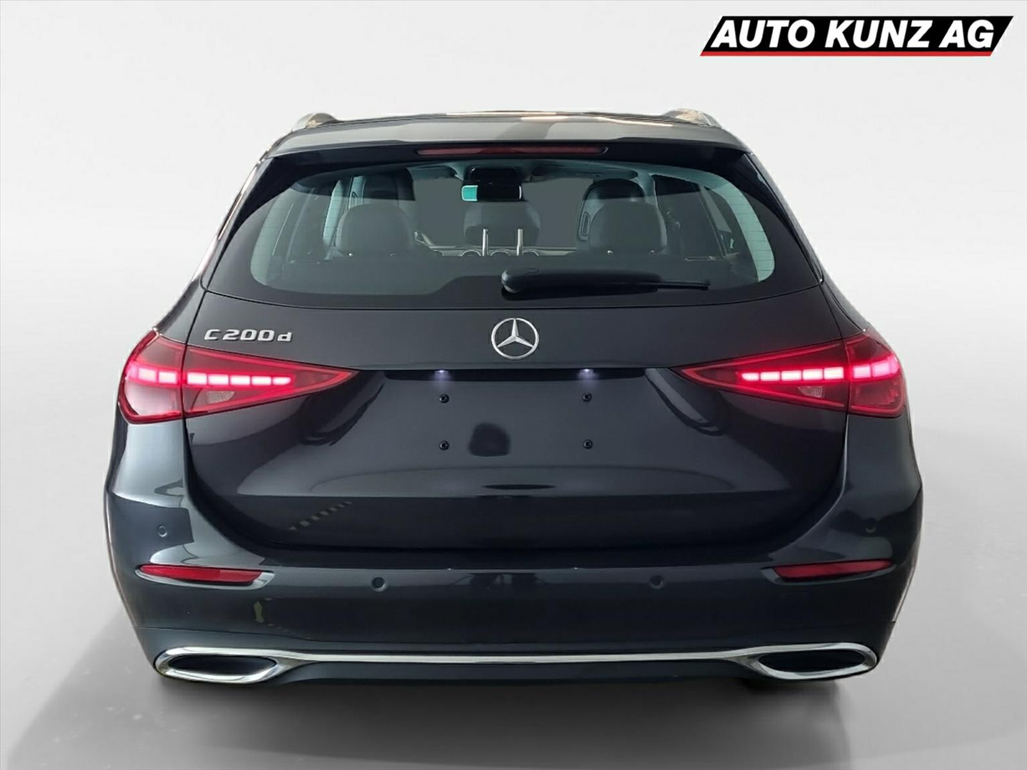 listing desktop thumbnail image 3