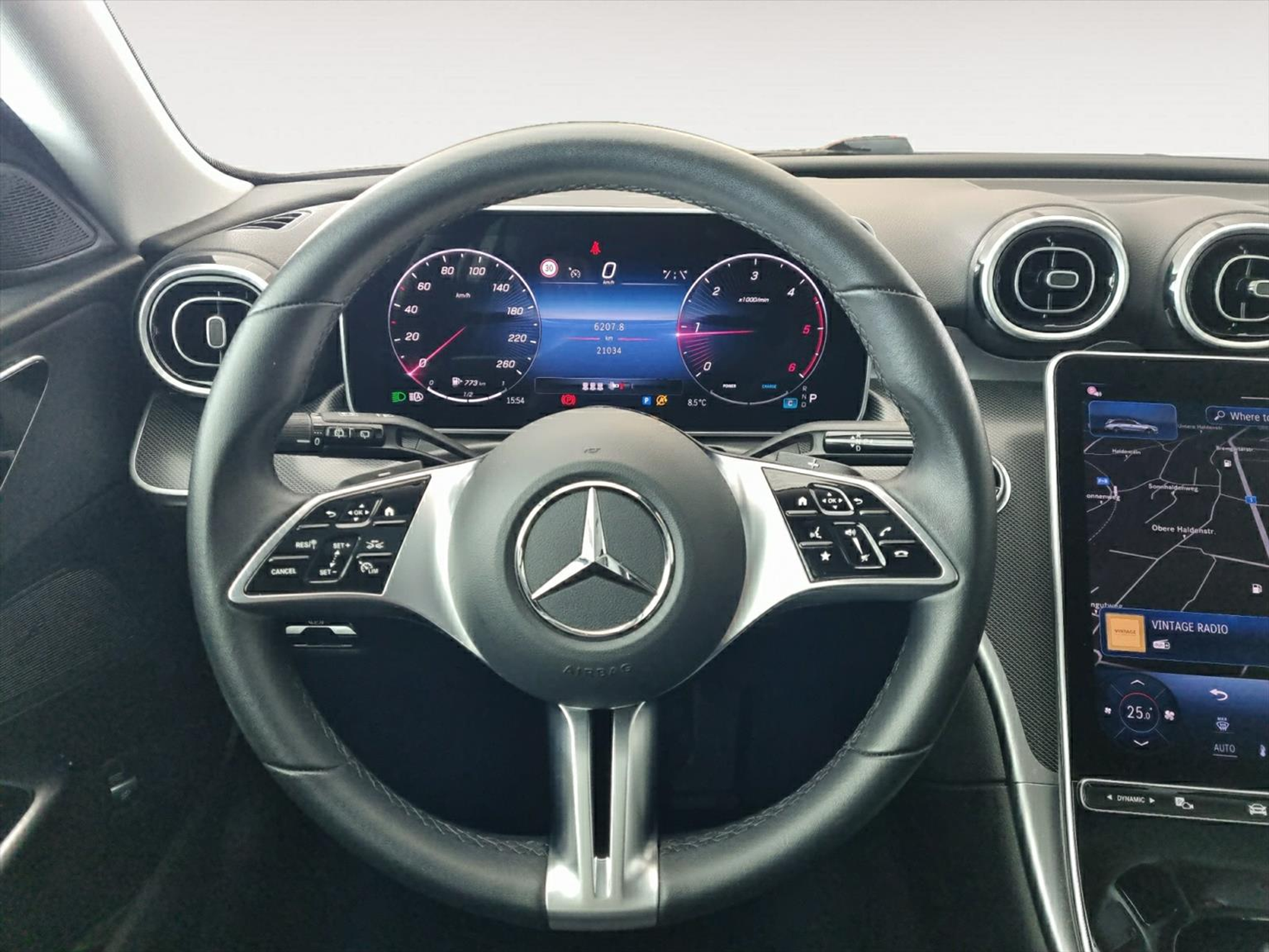 listing desktop thumbnail image 6