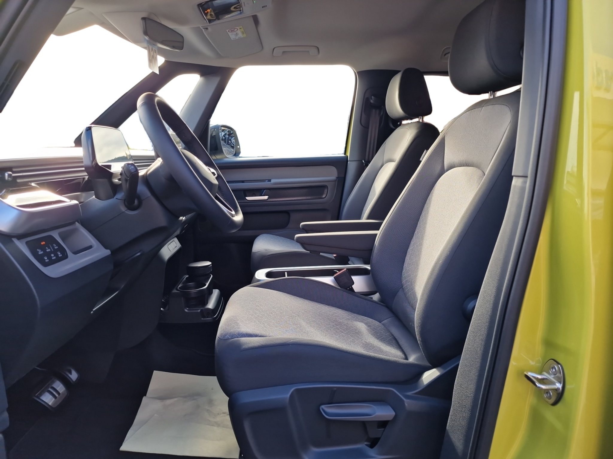 listing desktop thumbnail image 9