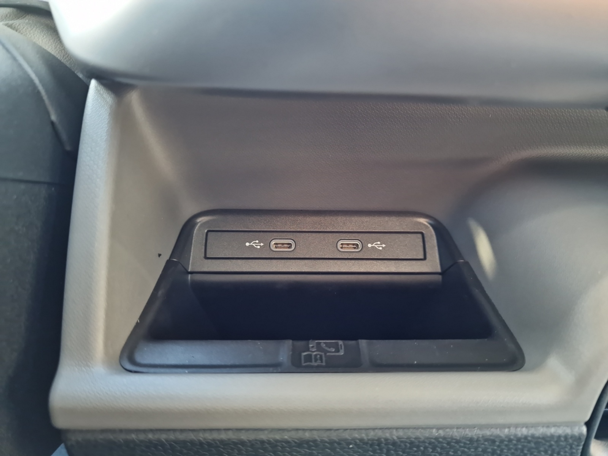 listing desktop thumbnail image 16