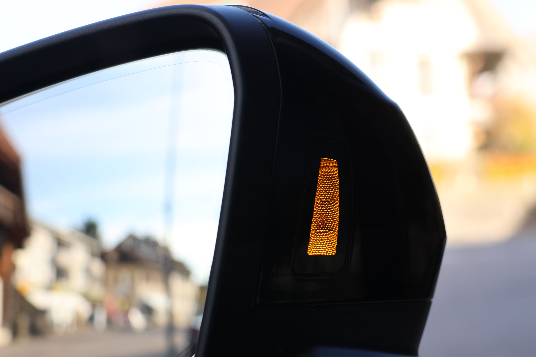 listing desktop thumbnail image 23