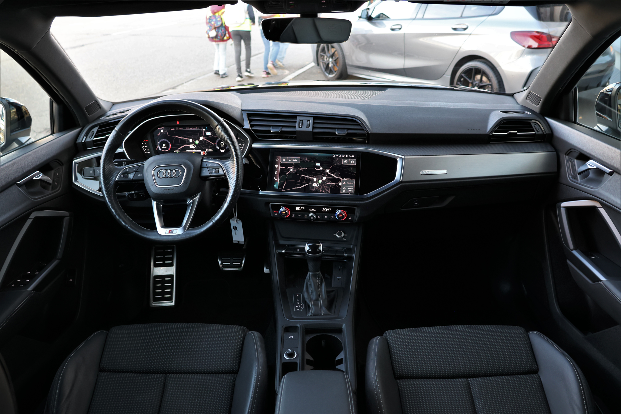 listing desktop thumbnail image 14