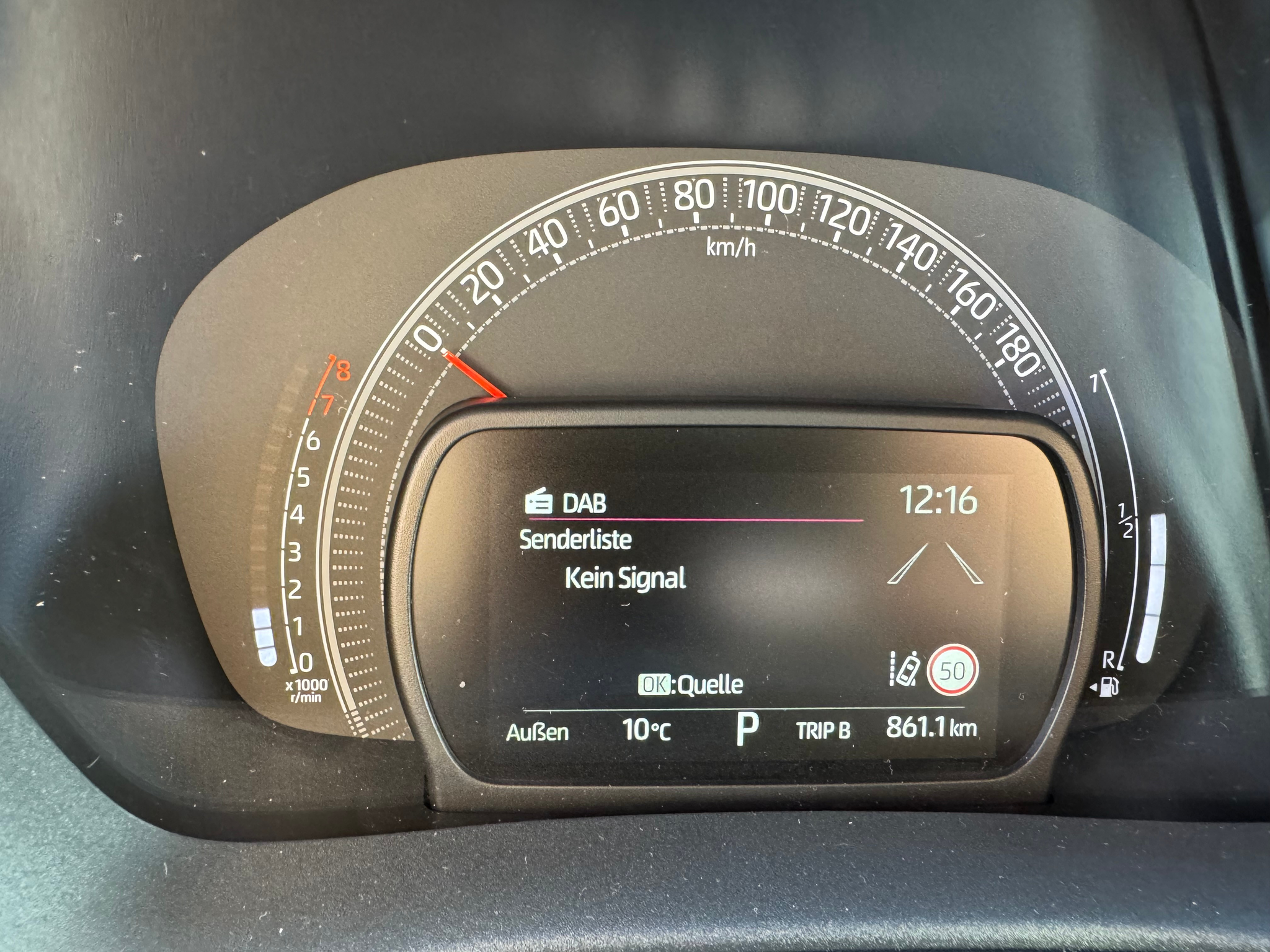 listing desktop thumbnail image 16