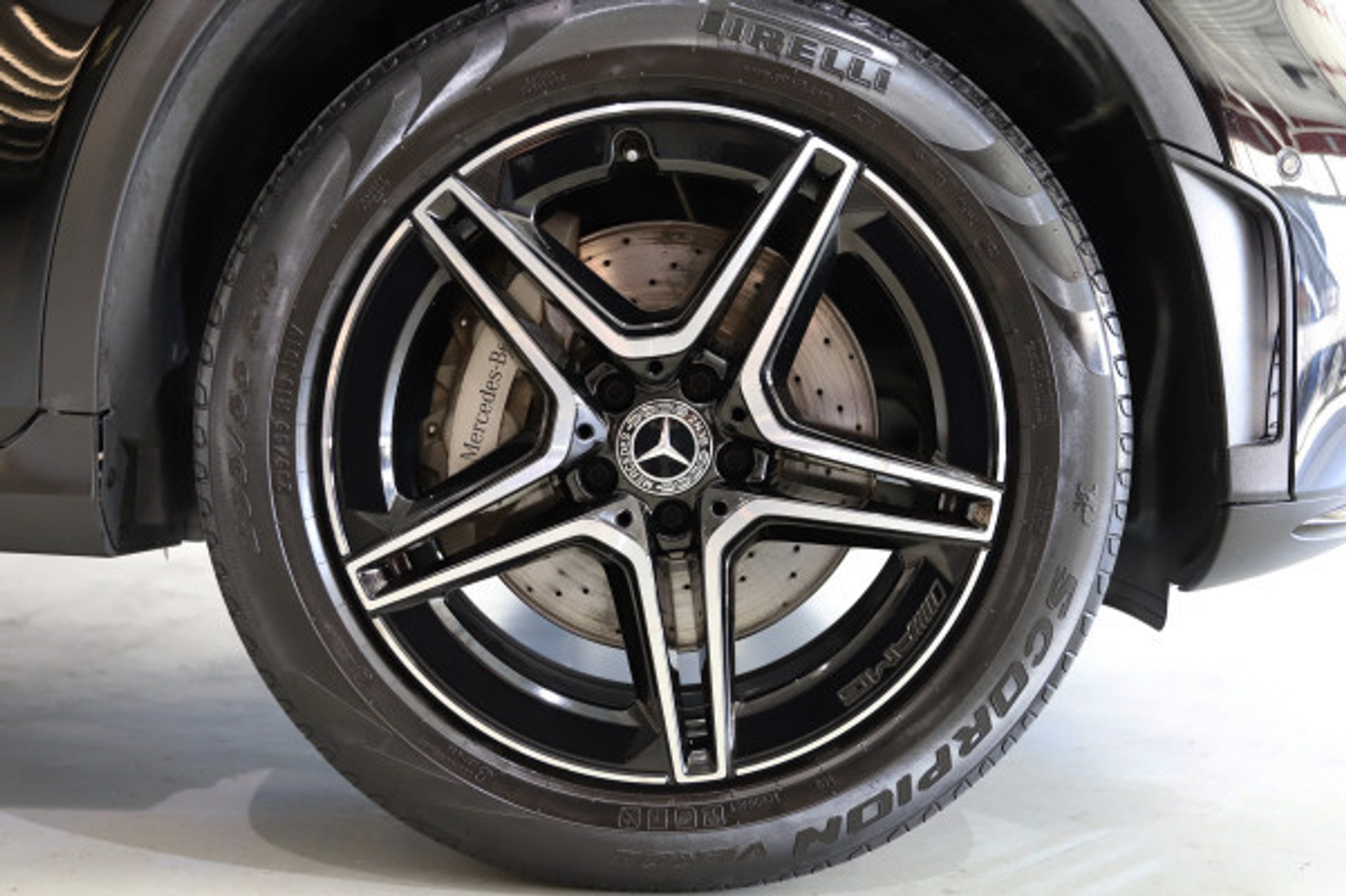 listing desktop thumbnail image 12