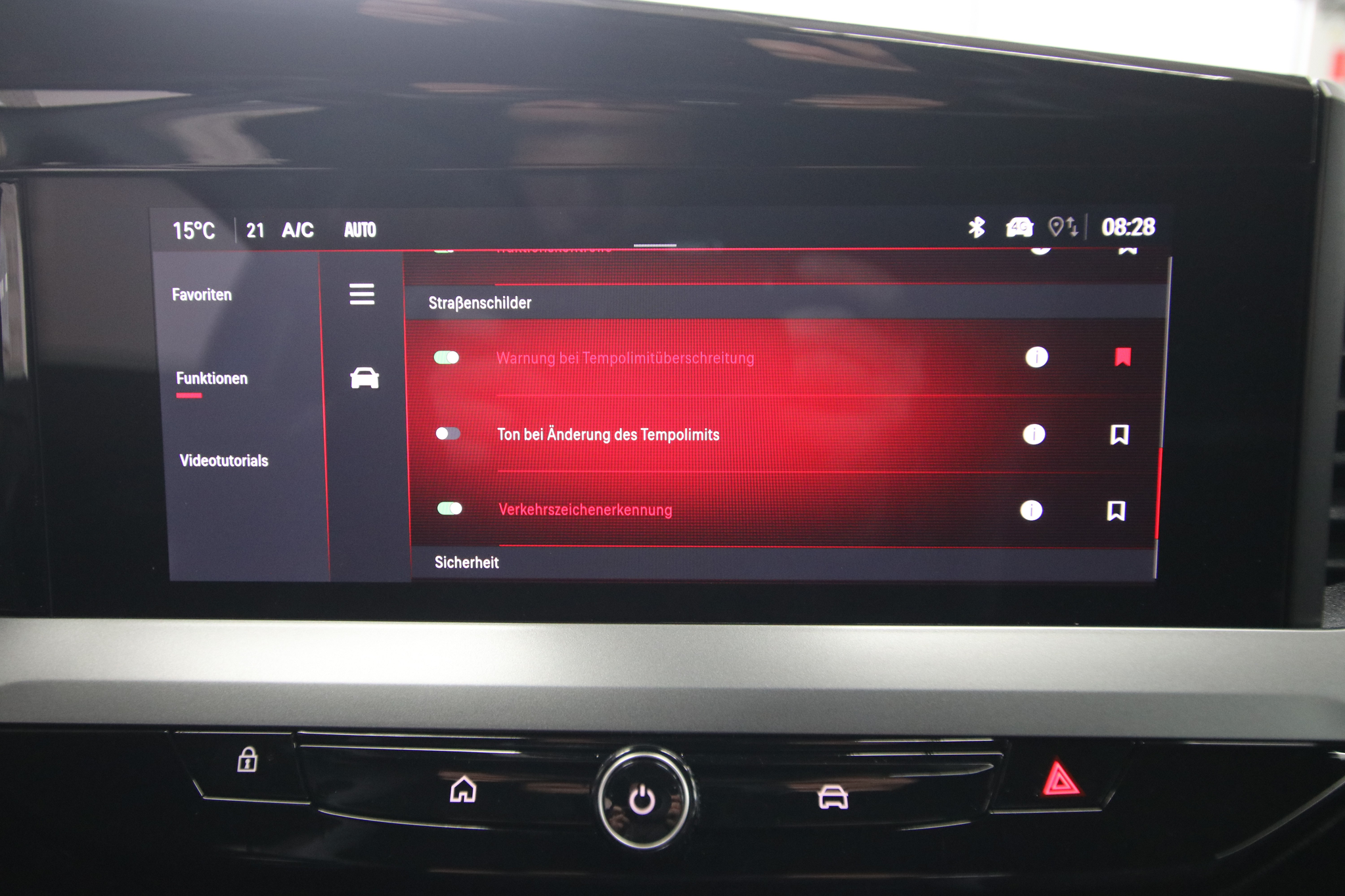 listing desktop thumbnail image 24