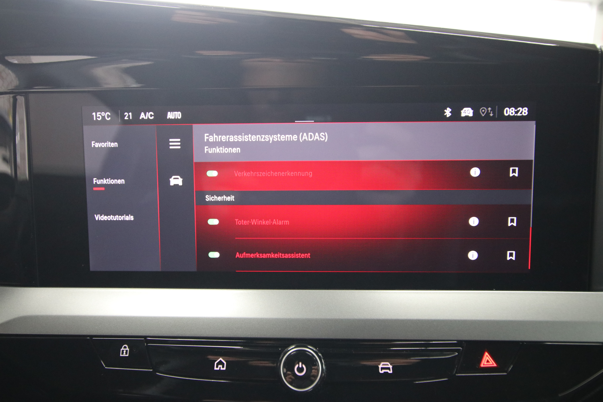 listing desktop thumbnail image 25