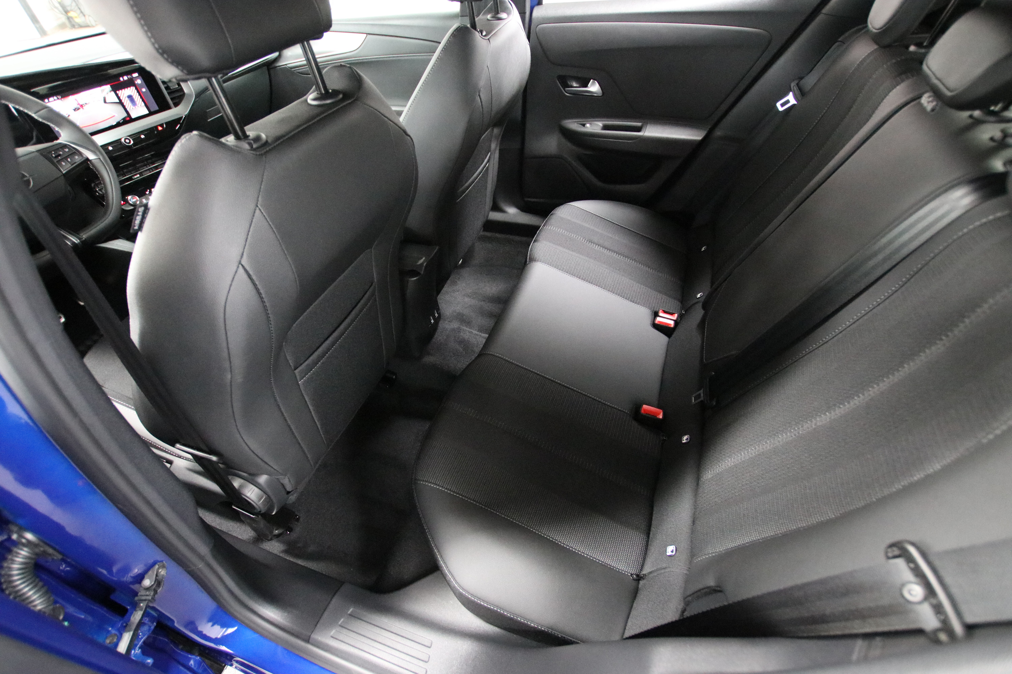 listing desktop thumbnail image 14