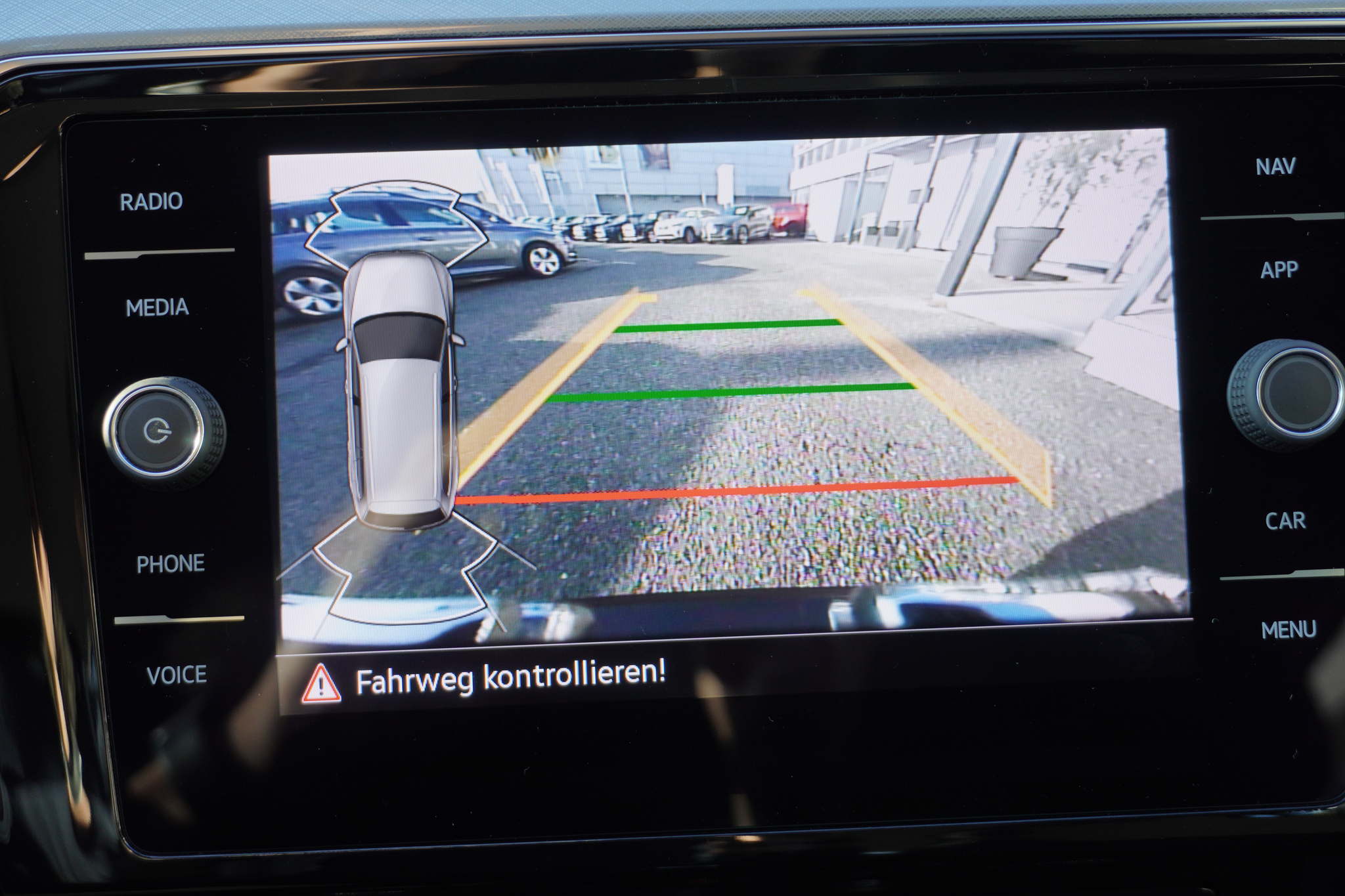 listing desktop thumbnail image 19