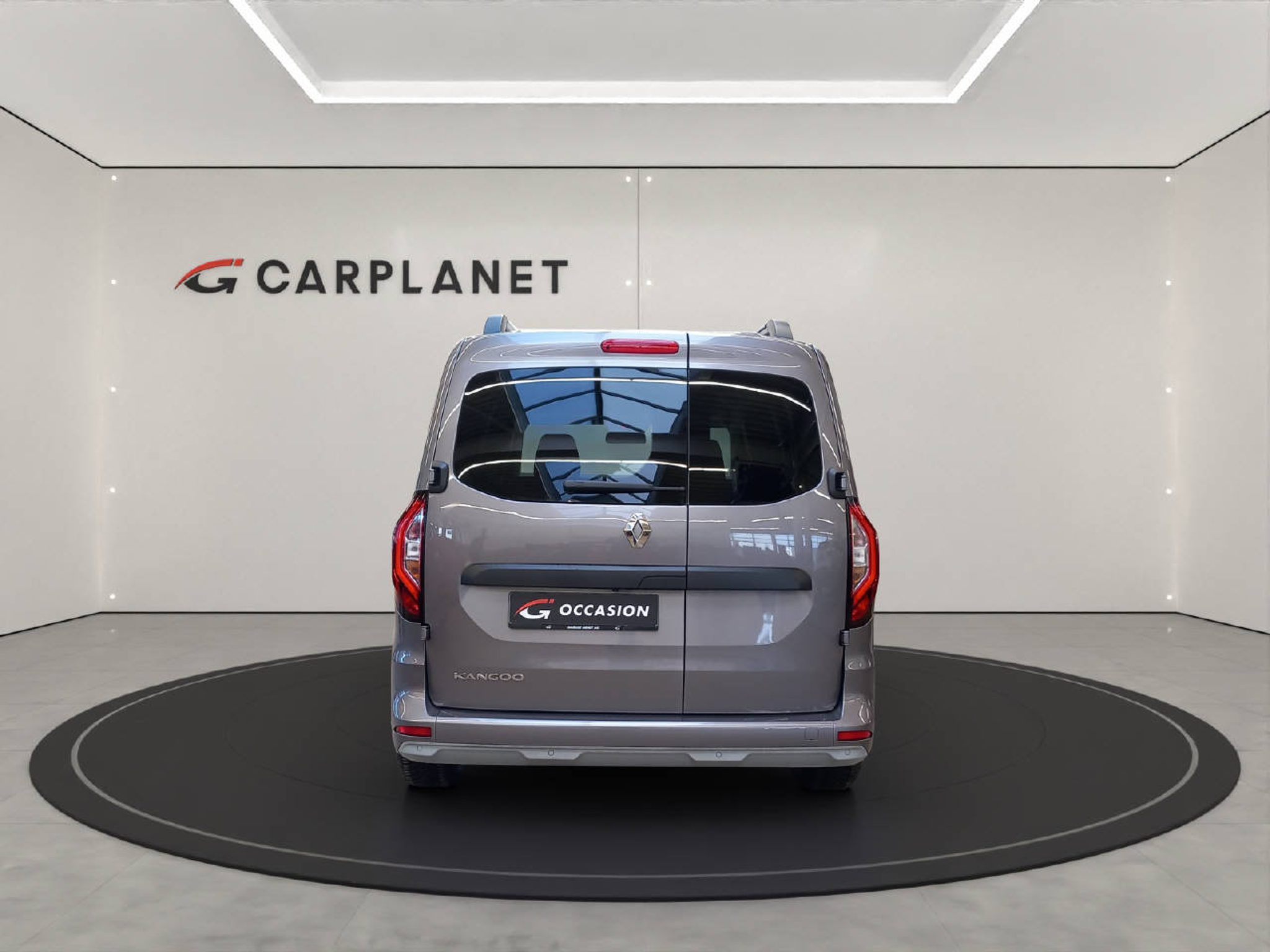 listing desktop thumbnail image 11