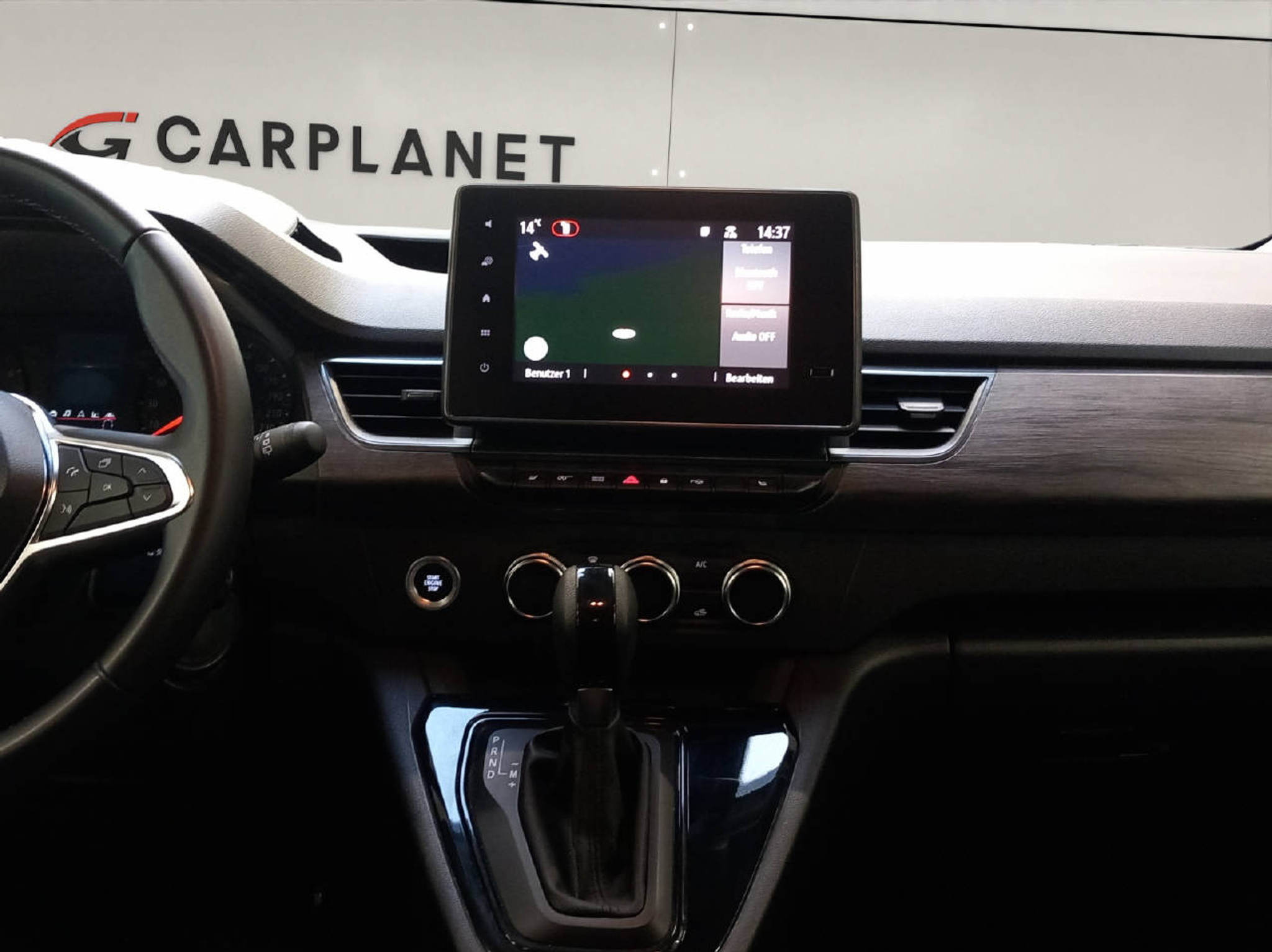 listing desktop thumbnail image 4