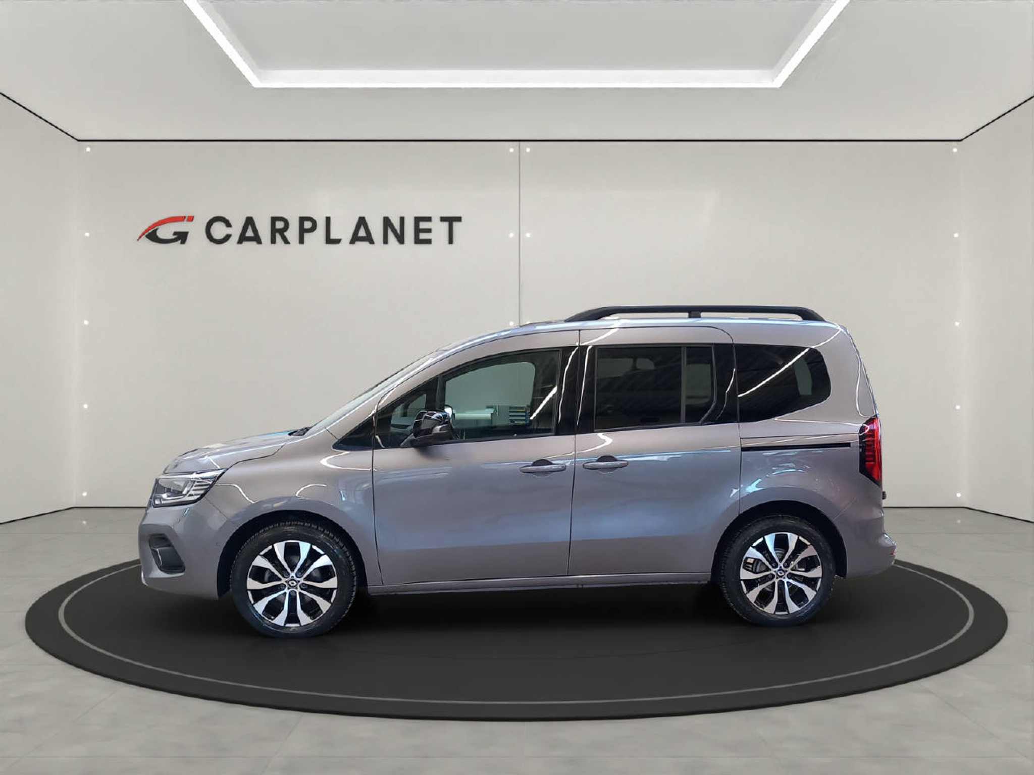 listing desktop thumbnail image 1