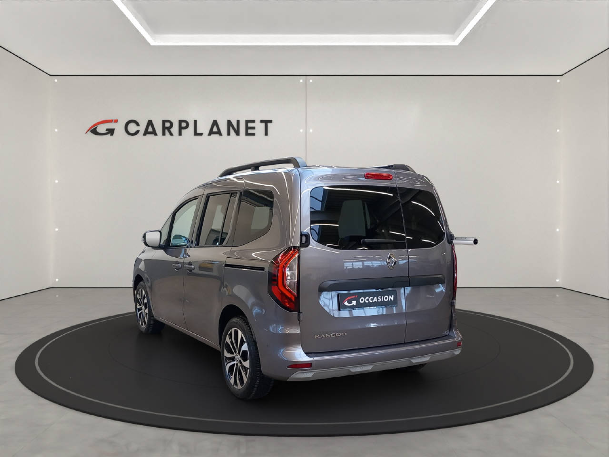 listing desktop thumbnail image 2